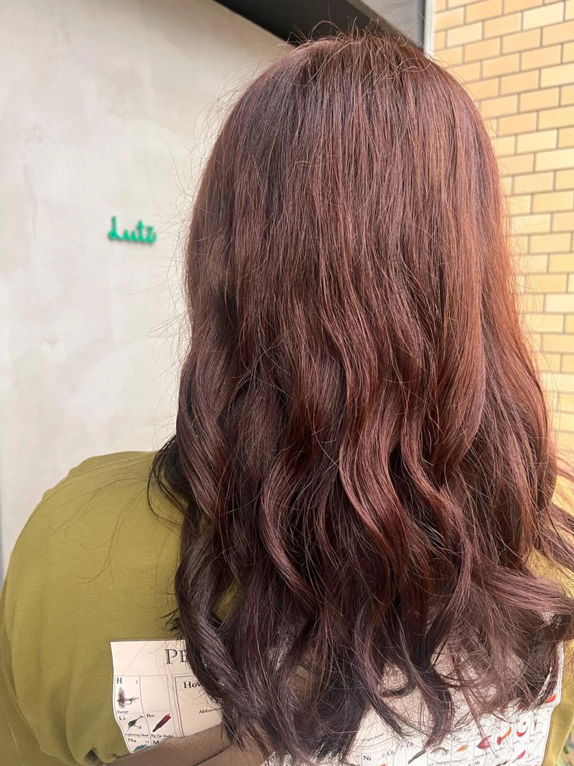 ミディアム カラー ピンクカラー ヘアカラー トリートメント 武村美咲/ 暖色/艶カラーのヘアスタイル