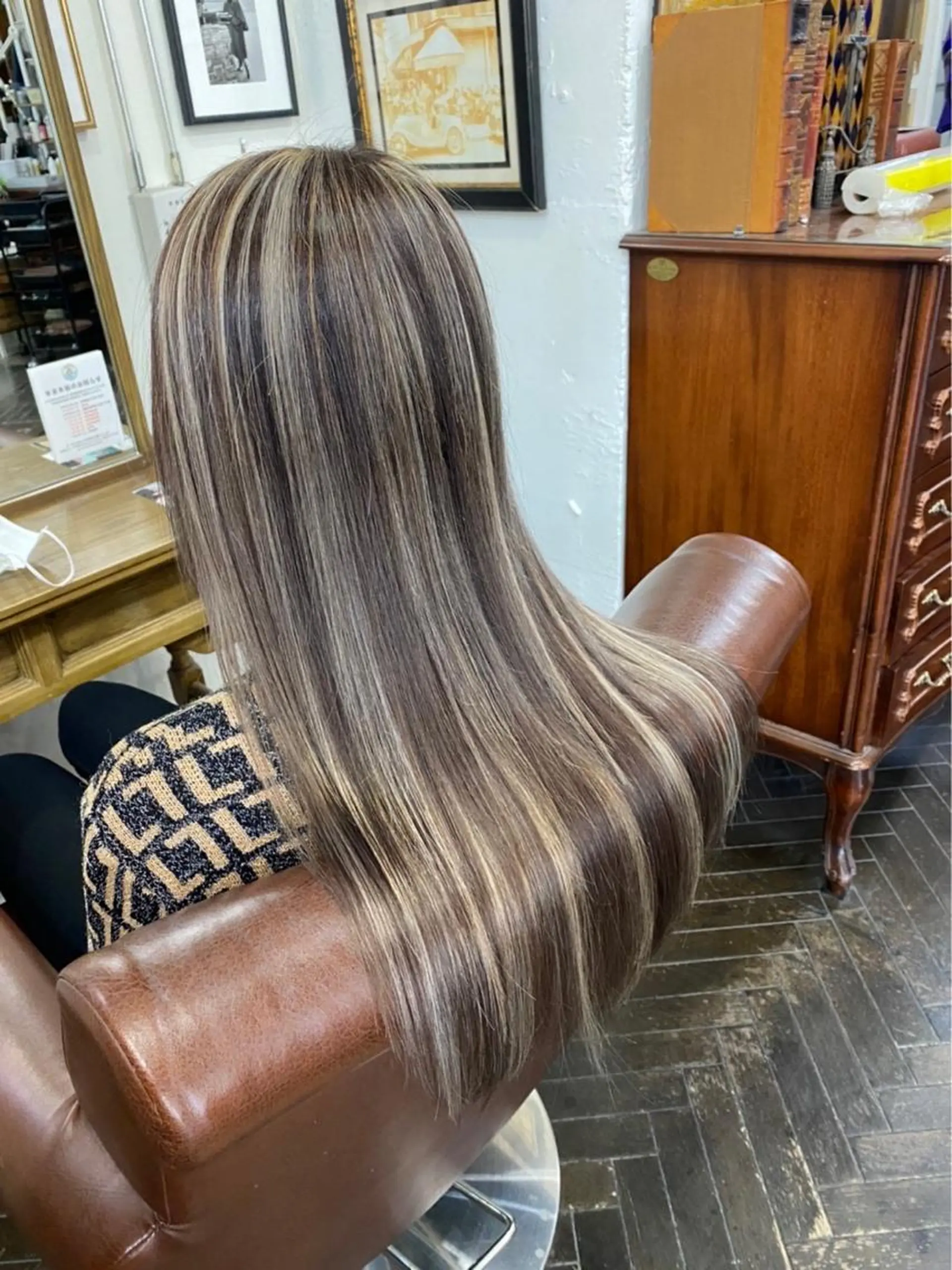 ロング カラー ブリーチ ダブルカラー グレージュ ハイライトカラー ハイトーンカラー ヘアカラー トリートメント 💖ハイライト/ハイ トーン💖MIKIのヘアスタイル