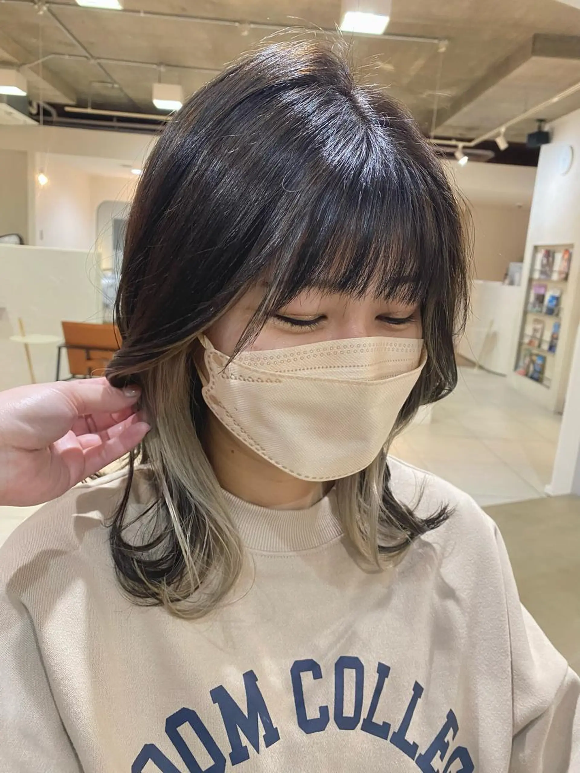 ミディアム I nagiのヘアスタイル