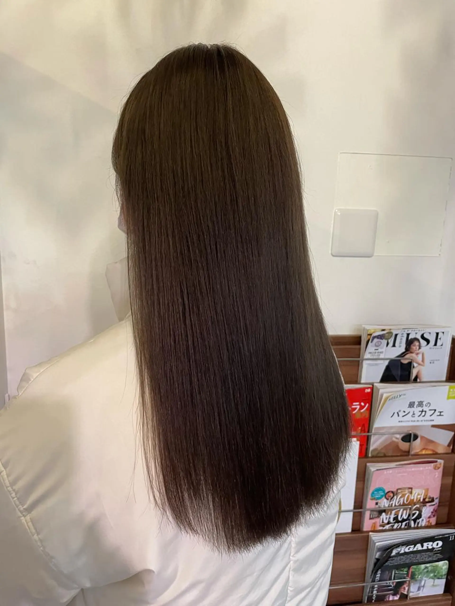 ロング カラー 高梨 菜々のヘアスタイル