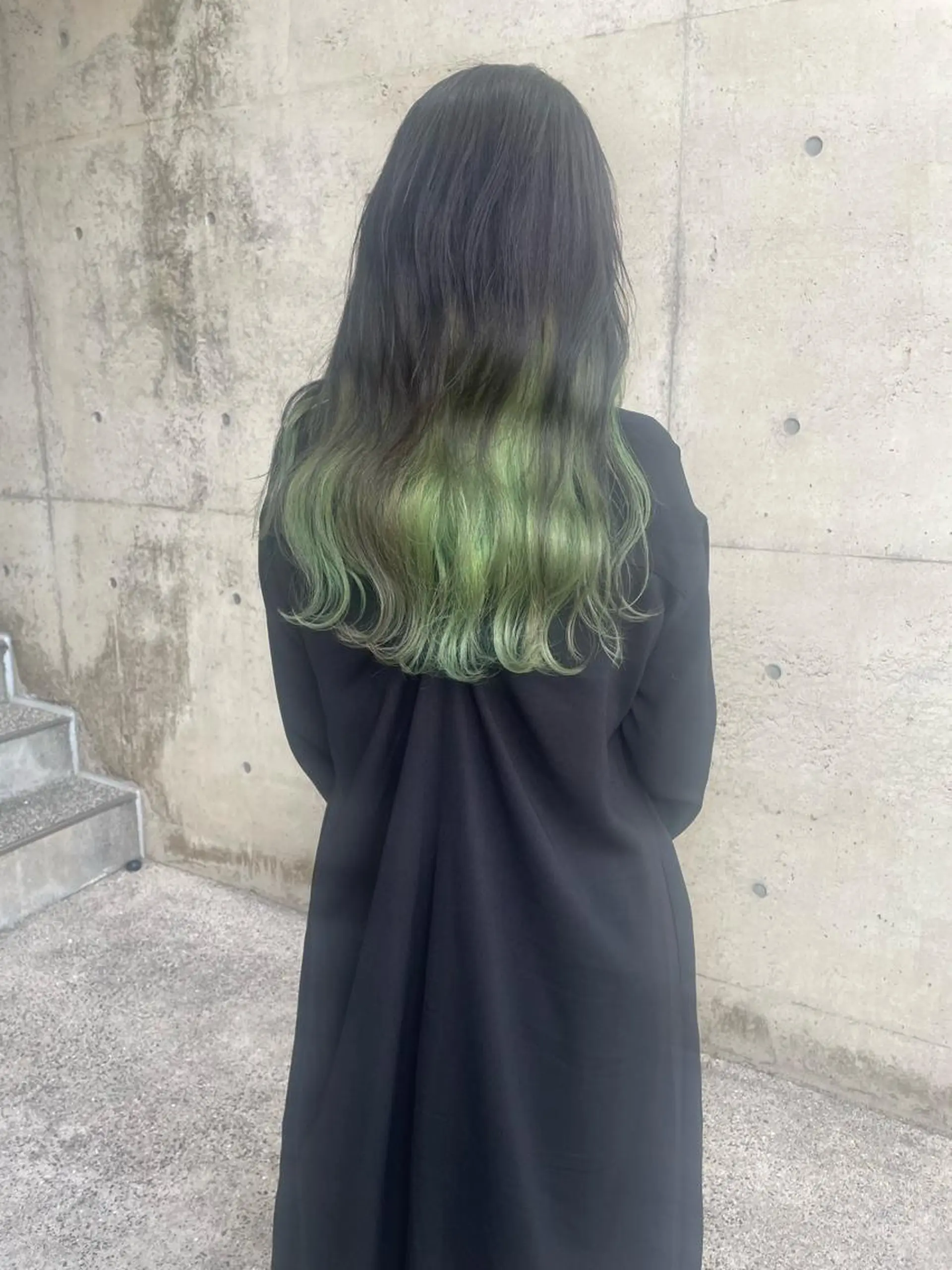 ロング カラー 日高 香織のヘアスタイル