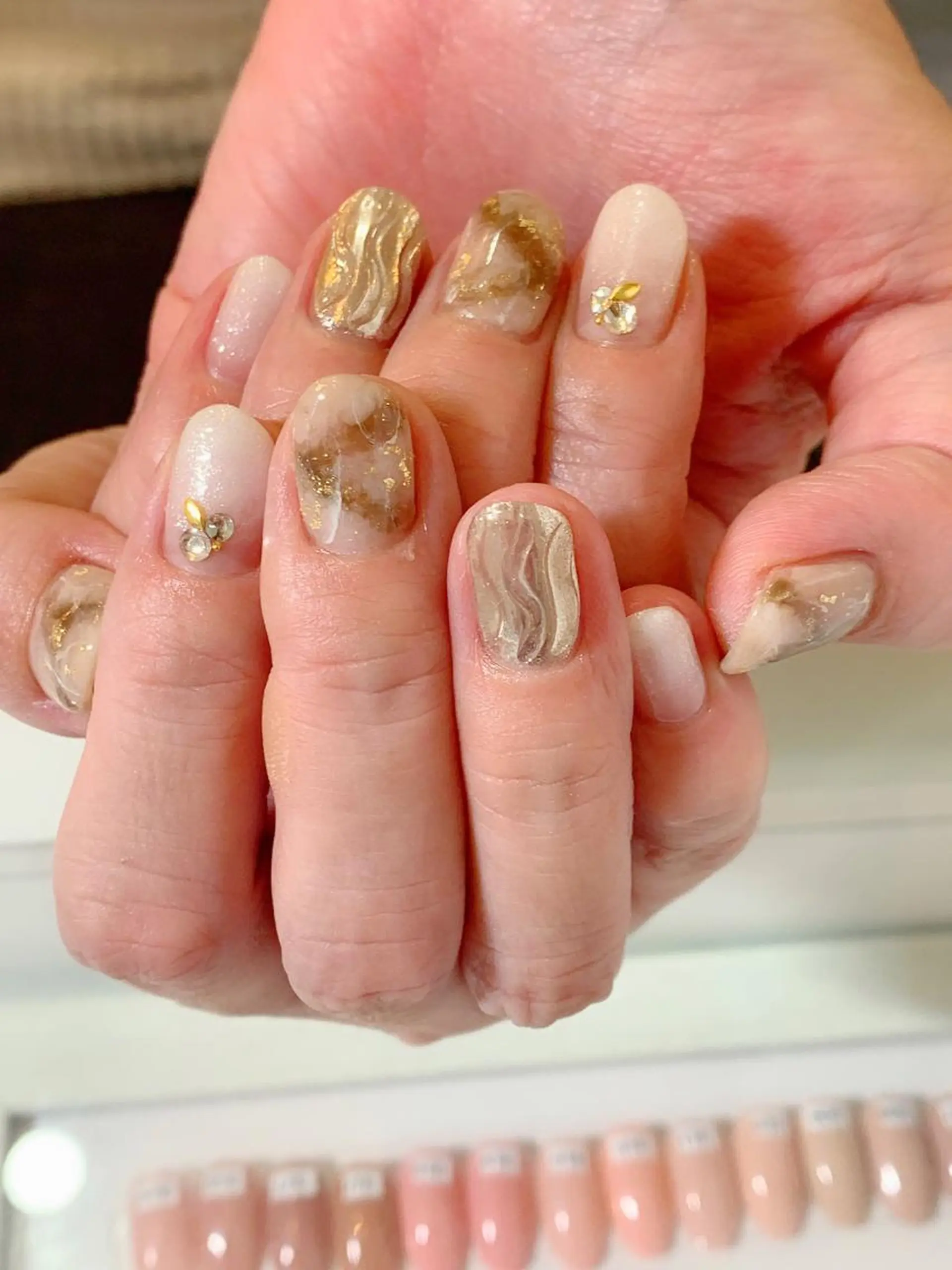 ネイル Nail salon Dejavu 🌿のネイルデザイン