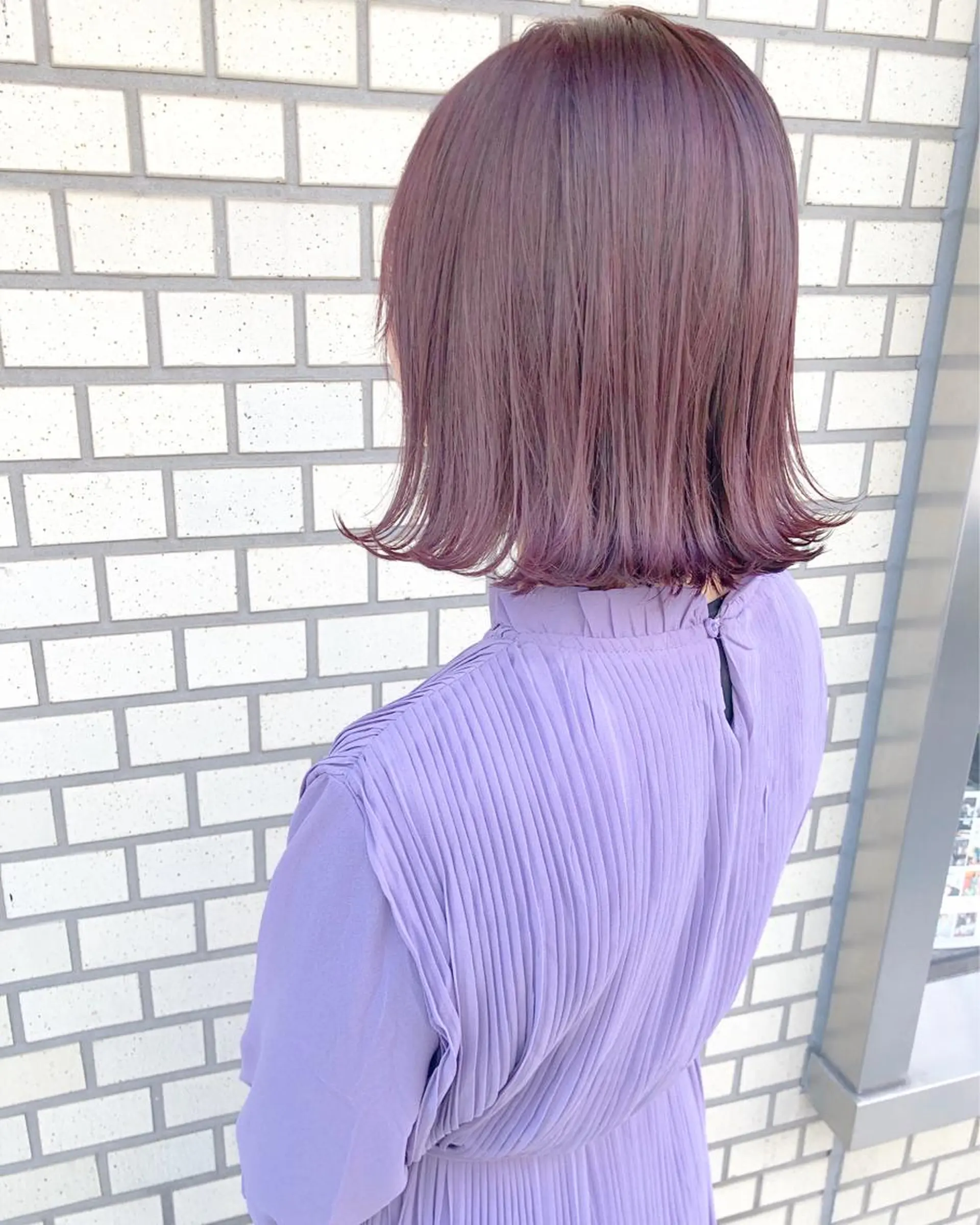 ミディアム カラー パーマ ヘアアレンジ ネイル マツエク・マツパ ピンクカラー カラーマツエク ピンク ヘアカラー ハイトーン特化🤍 浦住のヘアスタイル