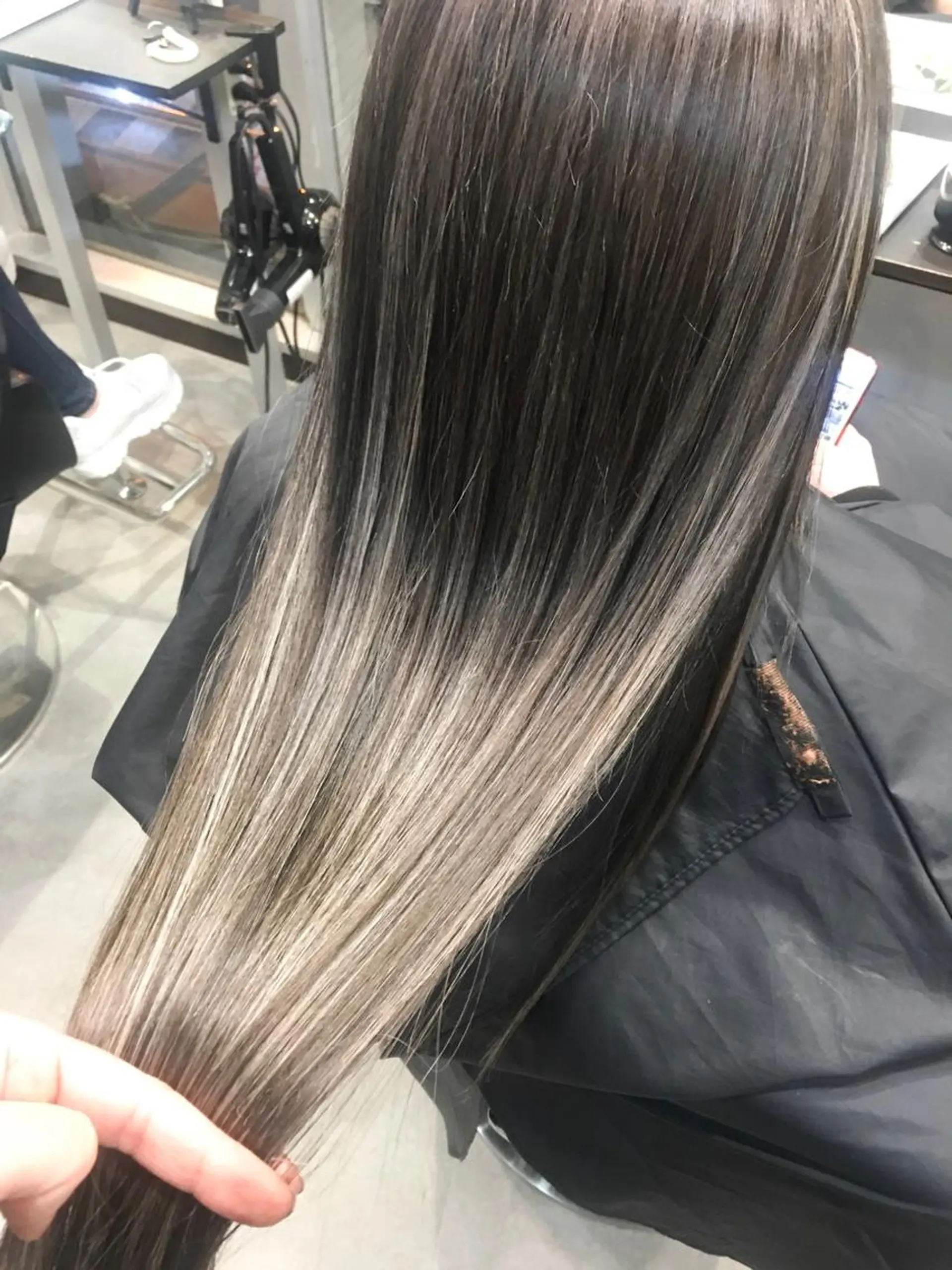 ロング KYOKO 【Bear】のヘアスタイル