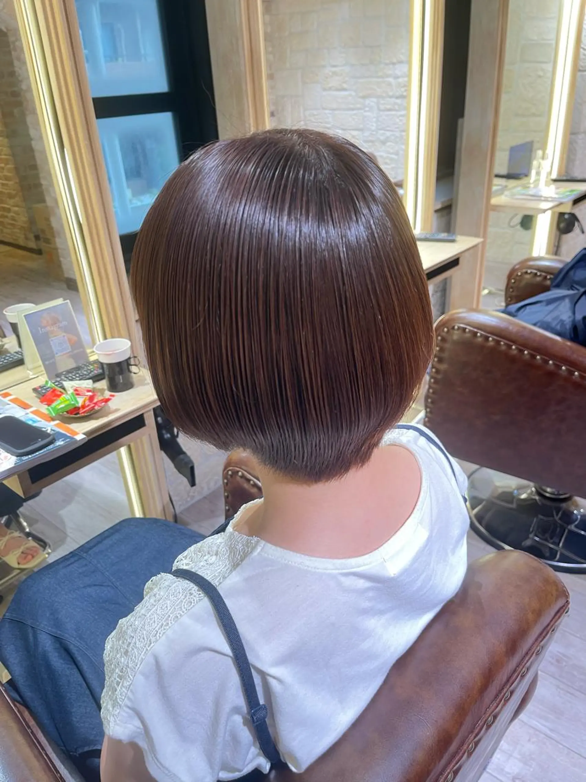 ショート 千代 夏輝のヘアスタイル