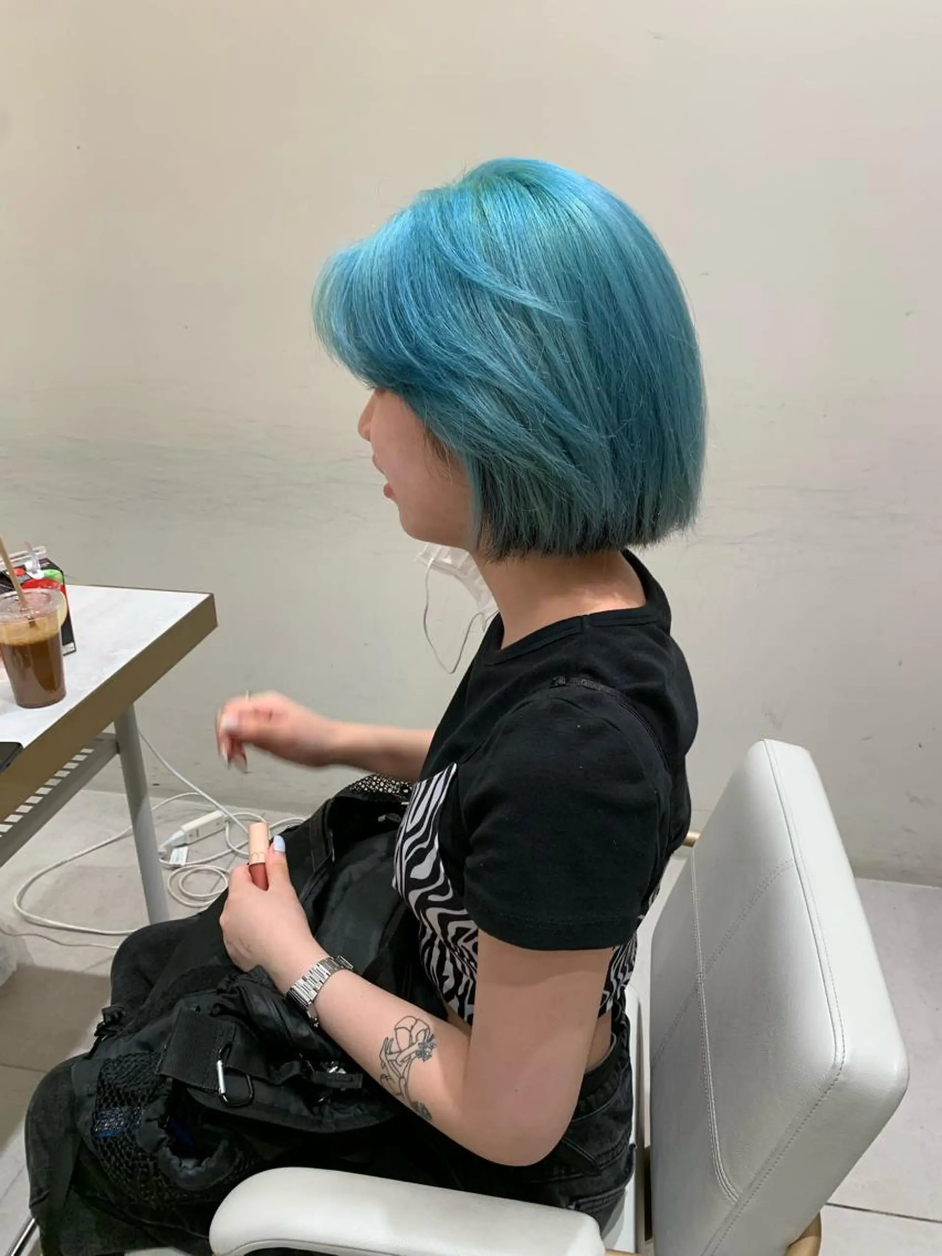 ショート カラー レイヤー専門家 ダブルカラー修のヘアスタイル