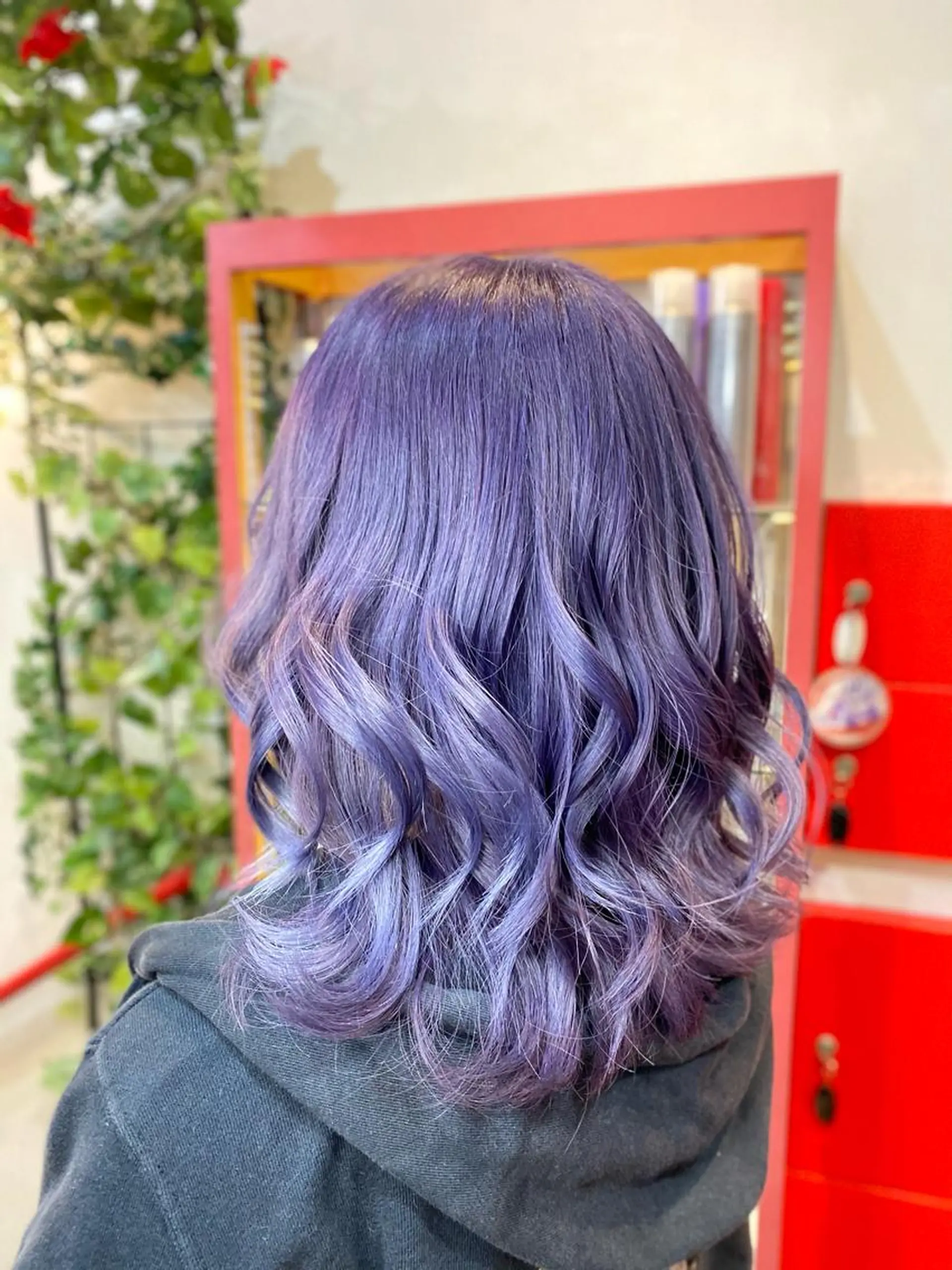 セミロング ヘアカラー ゆぴ☾‪/推しカラー /ハイトーンのヘアスタイル