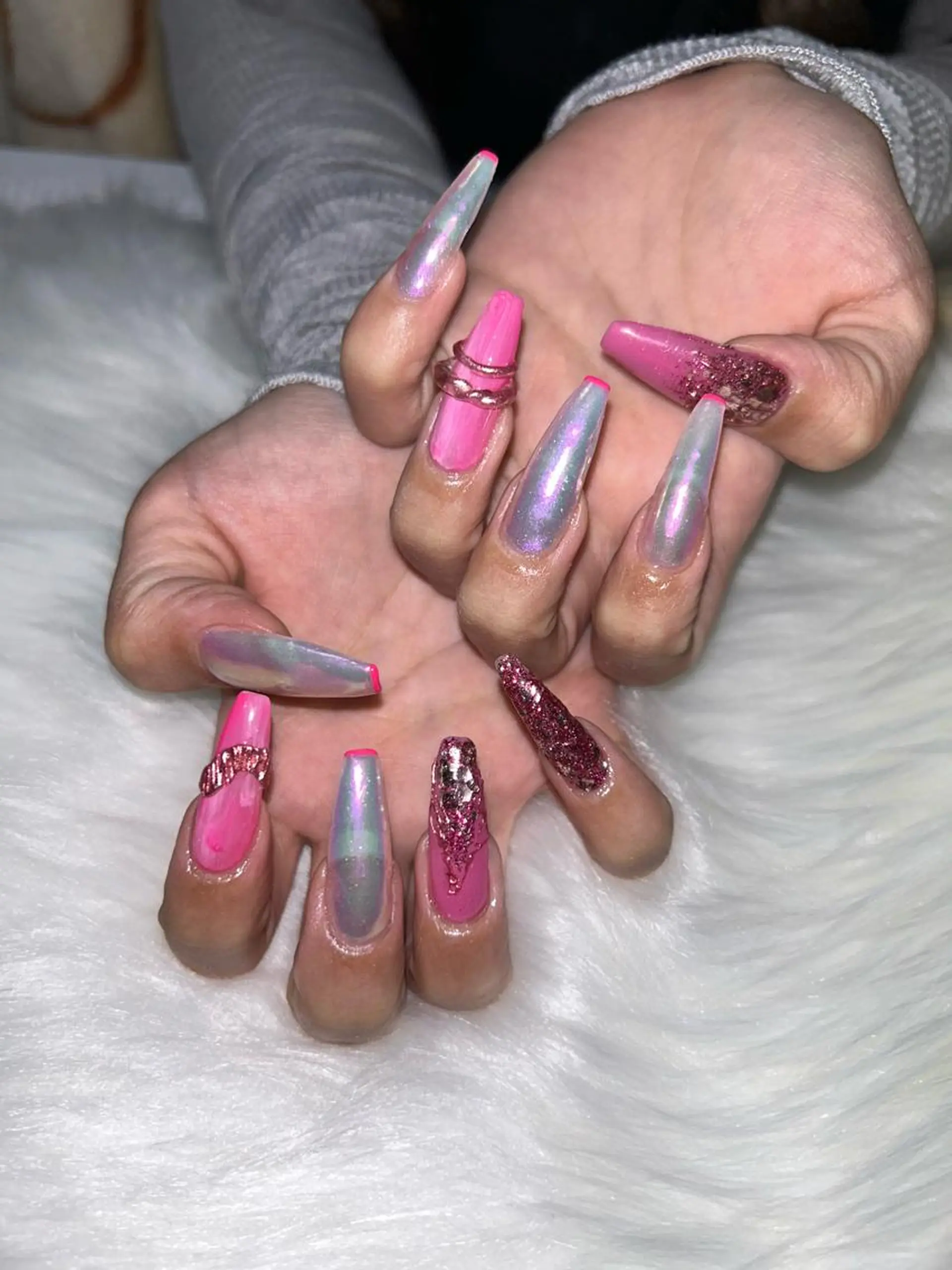 ネイル オーロラネイル フレンチネイル ロングネイル ニュアンスネイル ピンク Lala nailのネイルデザイン