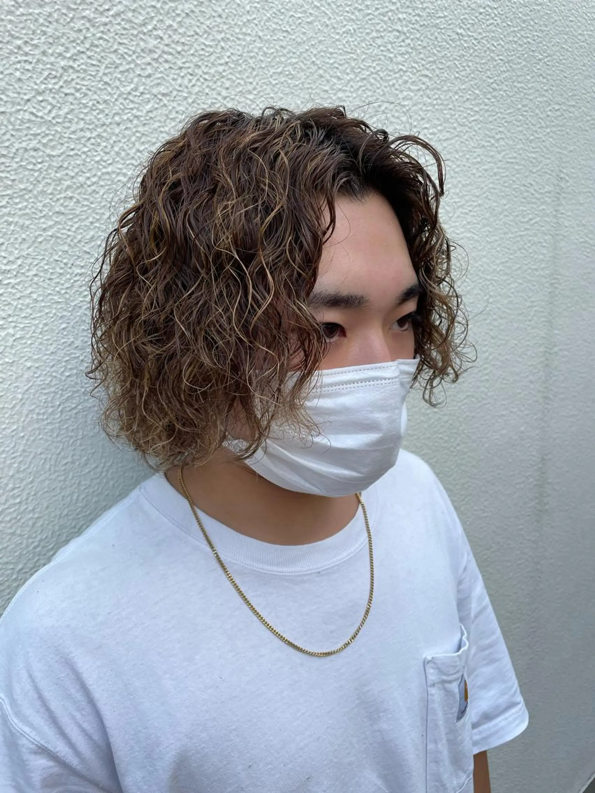 パーマ スパイラルパーマ SHUN メンズパーマのヘアスタイル