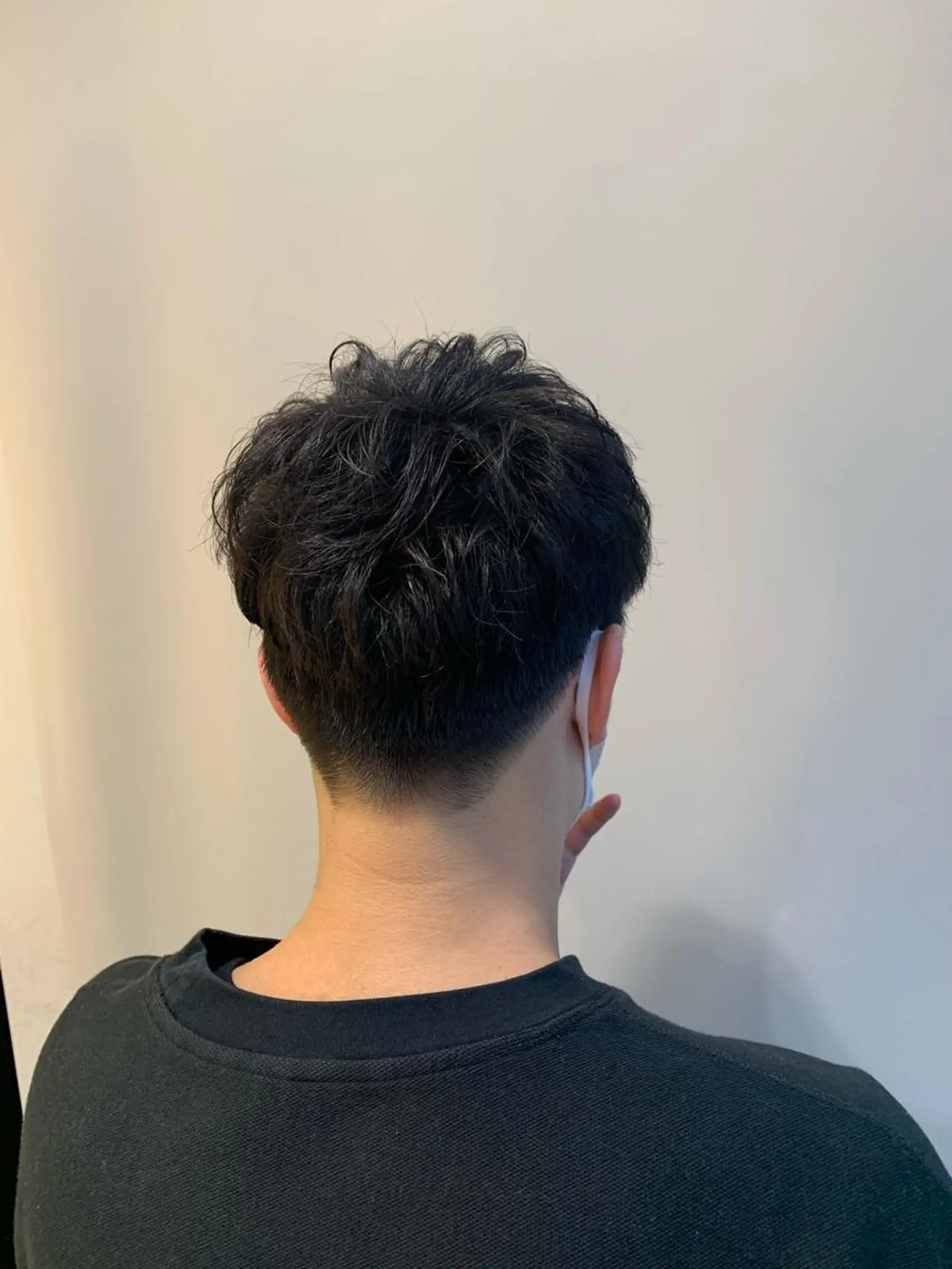 ショート カラー パーマ メンズ 加藤 綾華のヘアスタイル