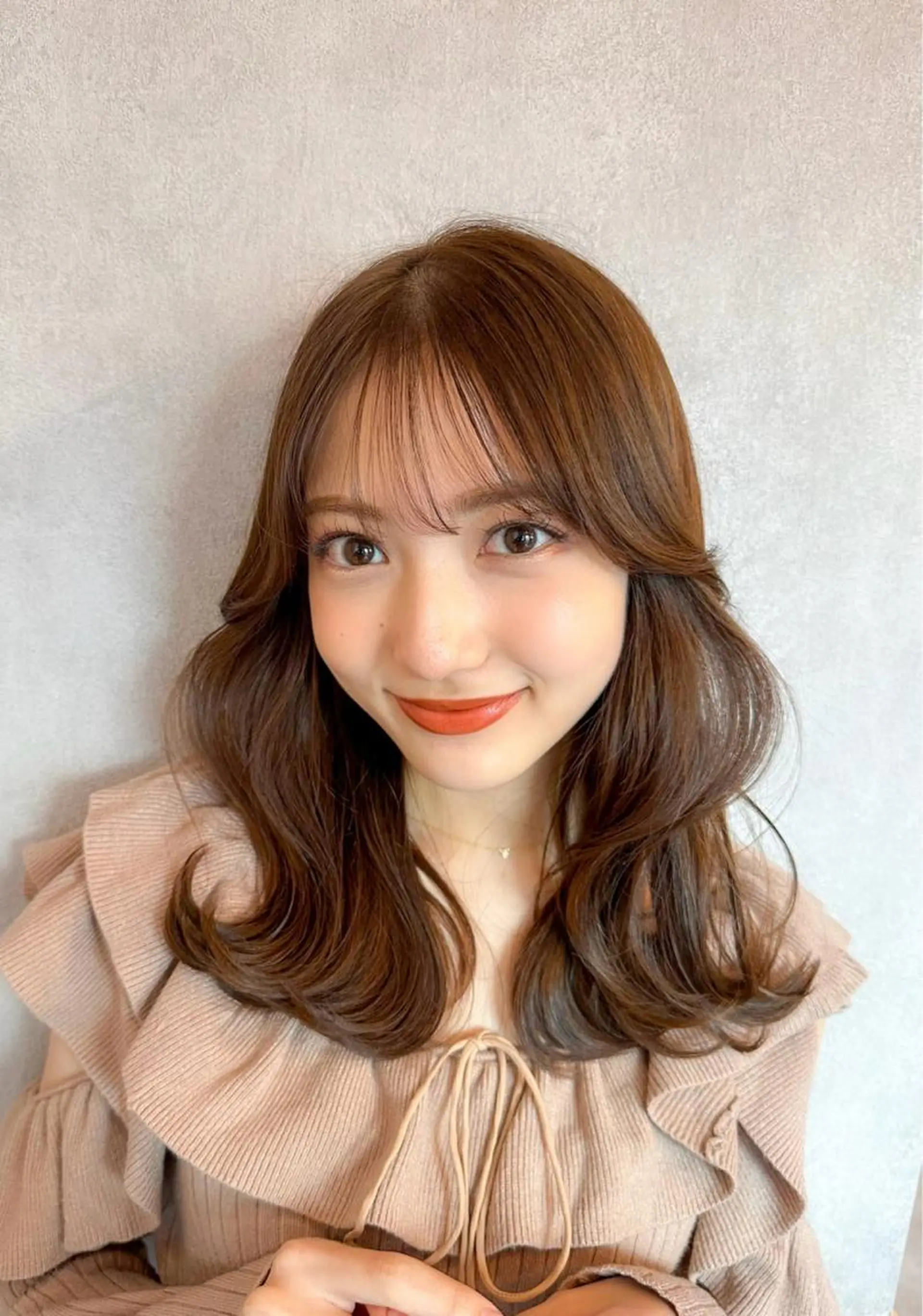 セミロング カラー シールエクステ セミロングパーマ ブリーチ ケアブリーチ ダブルカラー カット ヘアカラー トリートメント 新宿/韓国風レイヤー 髪質改善/渋谷直樹のヘアスタイル