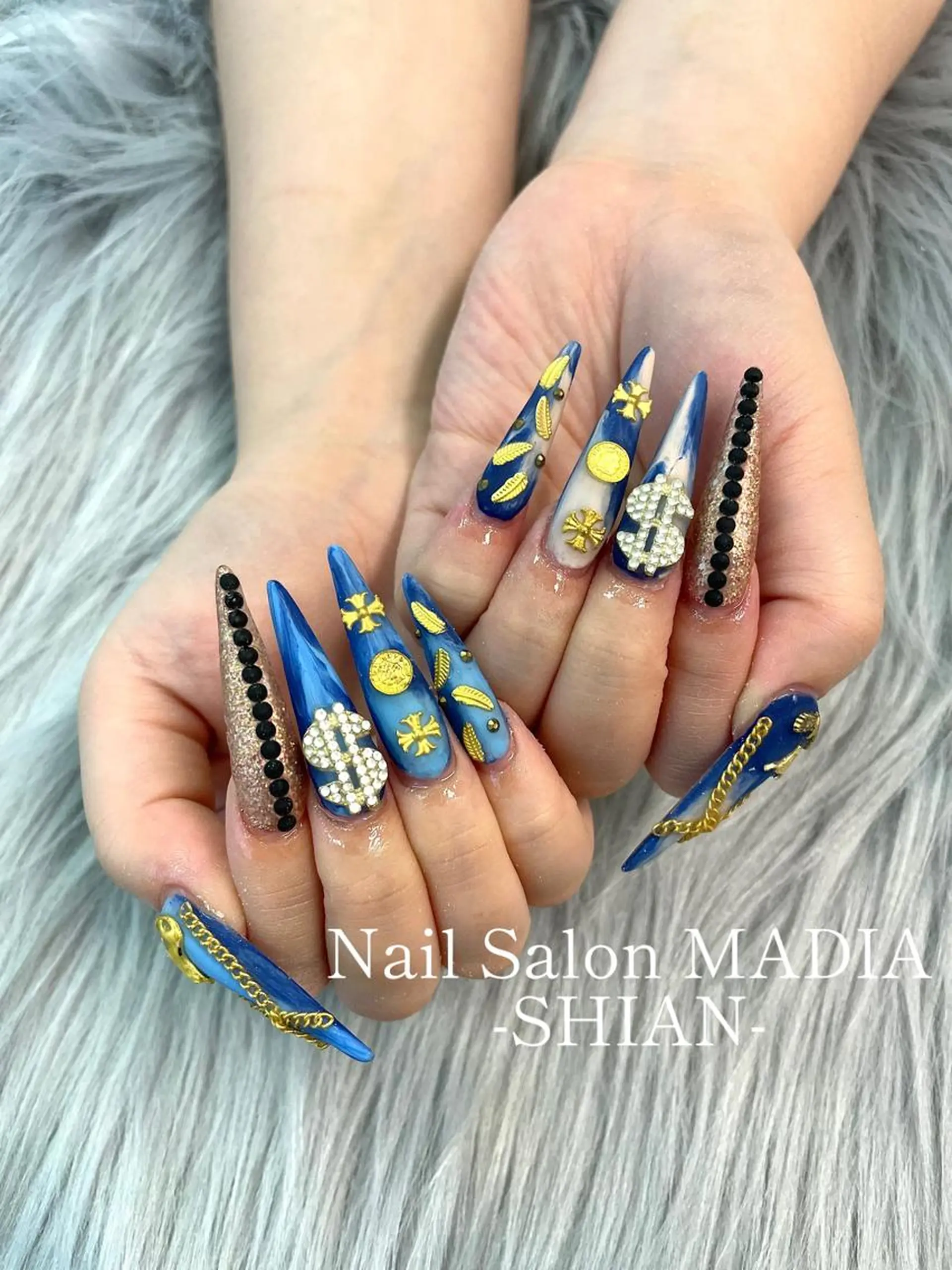 ネイル MADIA所属・MADIA SHIANのネイルデザイン