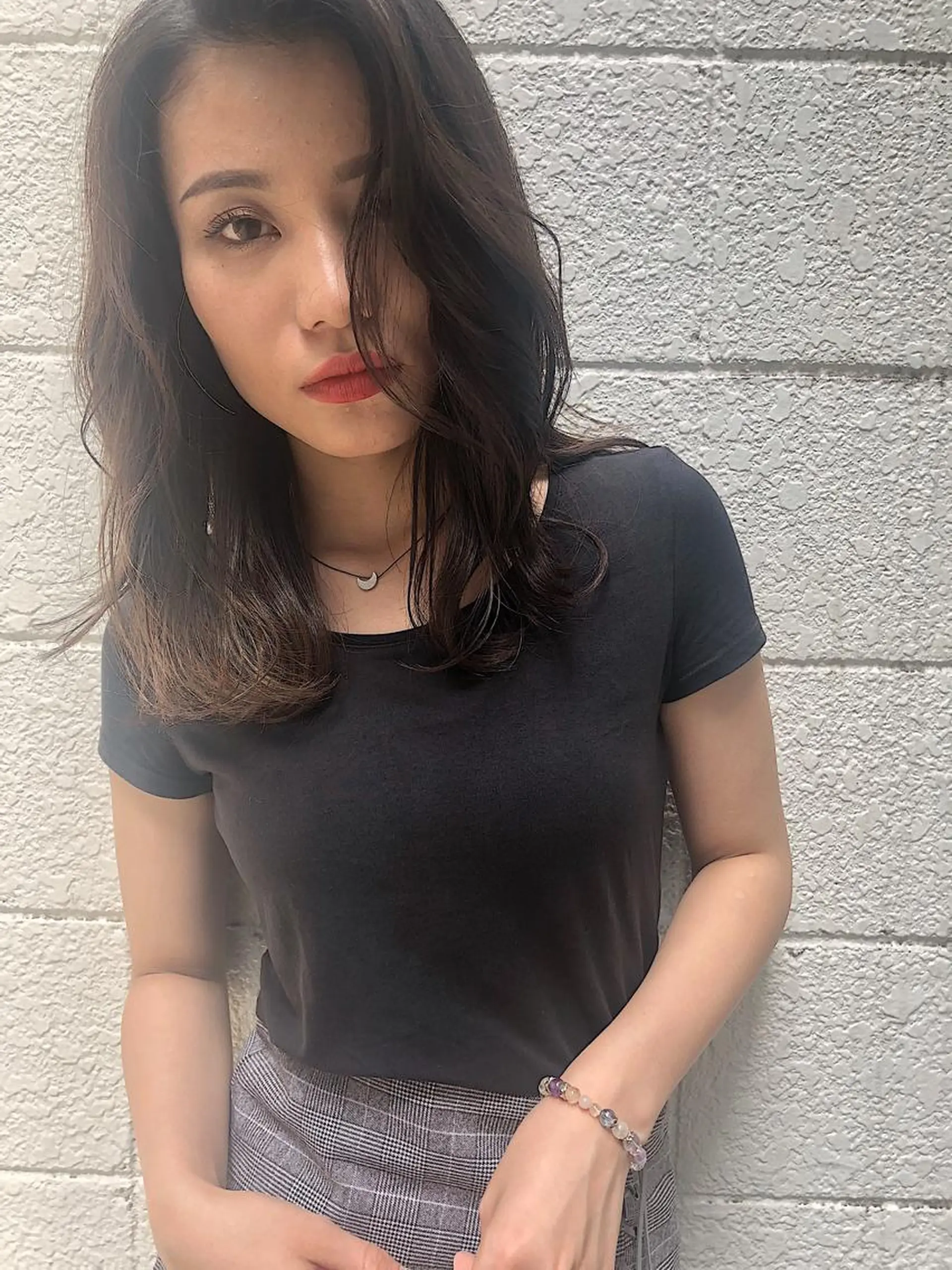 セミロング 横田 美咲のヘアスタイル