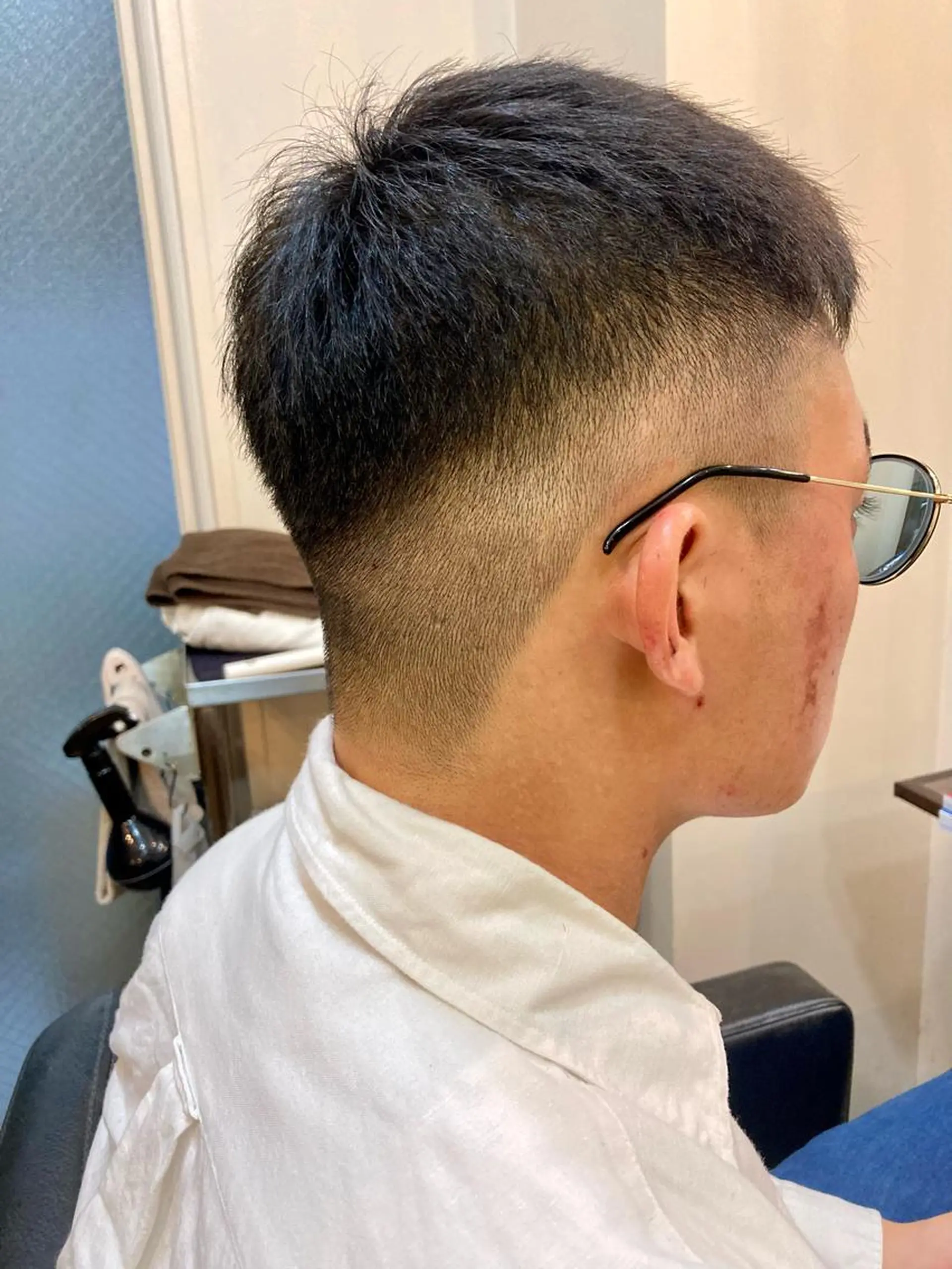 メンズ フェードカット 完全個室マンツーマン メンズサロン草野貴樹のヘアスタイル