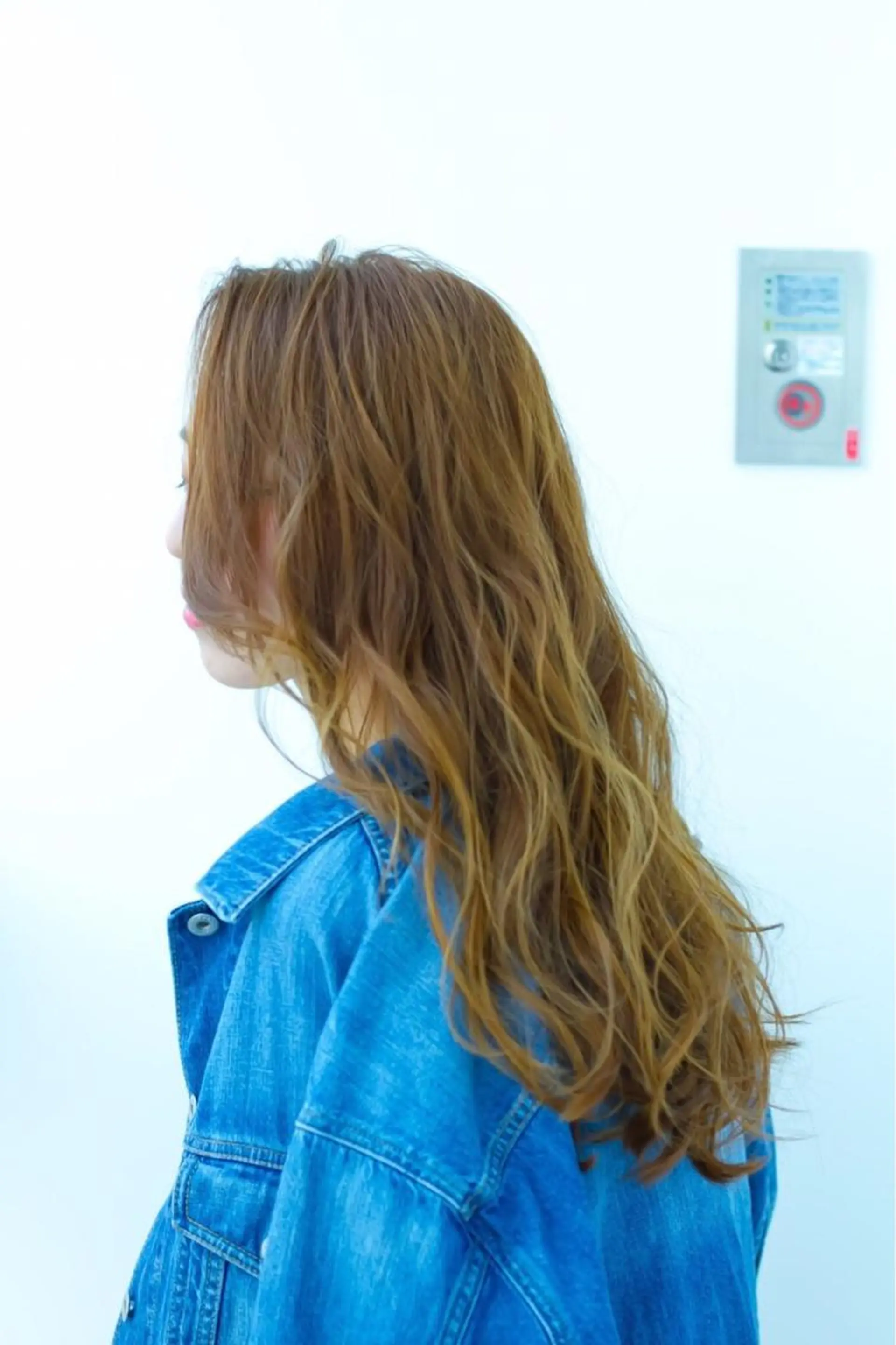 ロング 田中 佐知のヘアスタイル