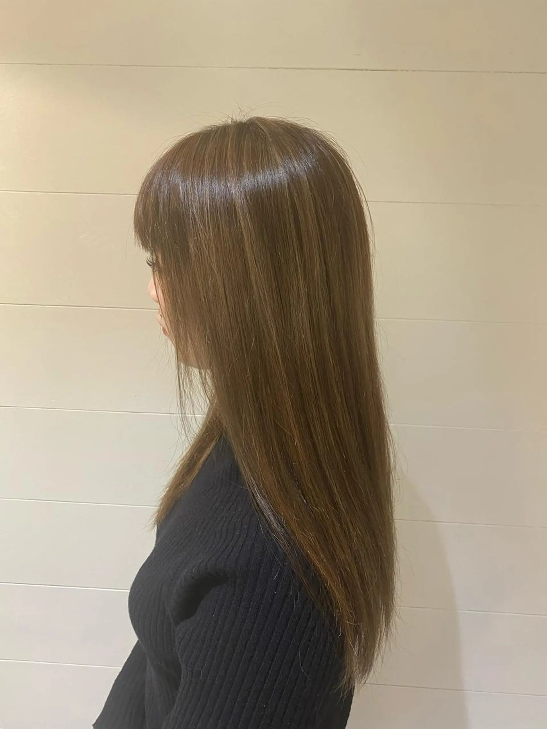 ロング カラー 透明感カラー ハイライトカラー ハイライト LEAF所属・縮毛矯正の達人 山北　　直哉のヘアスタイル