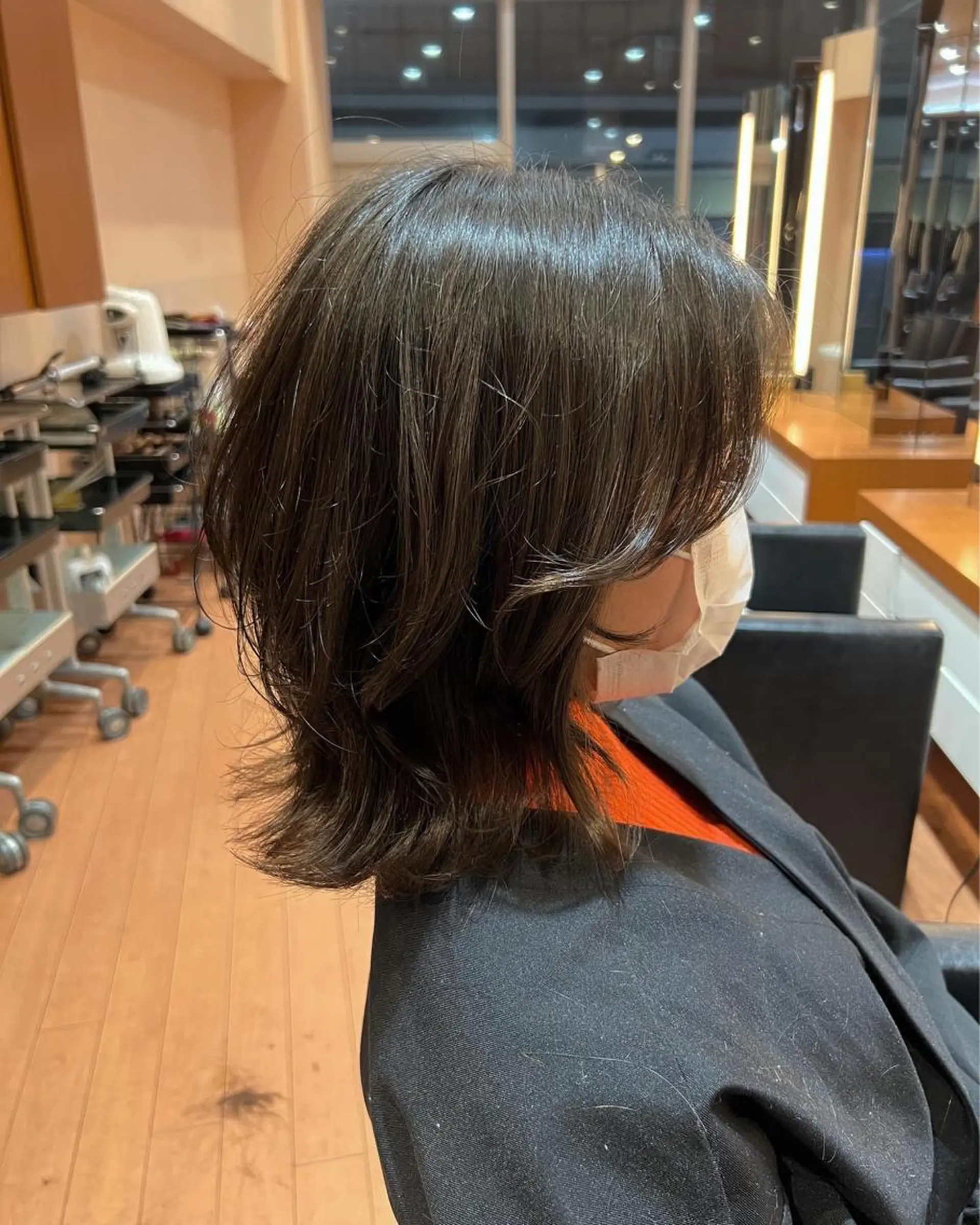 ミディアム 柴田 綺音のヘアスタイル