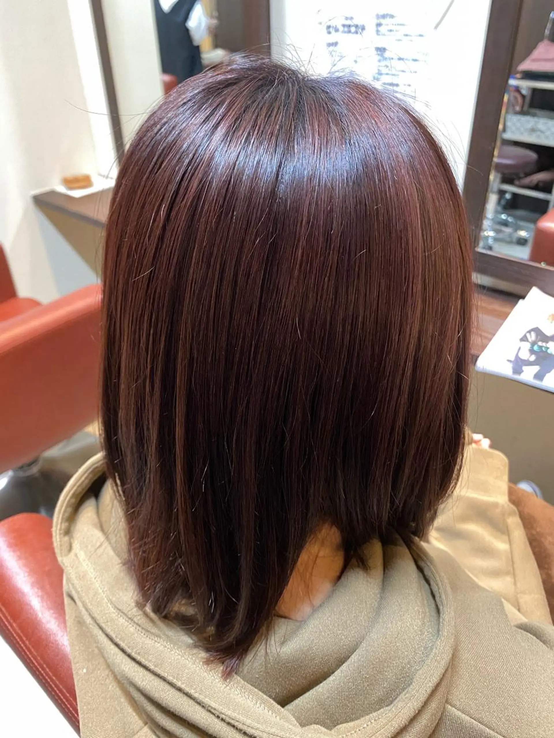 ミディアム ヘアカラー 水谷 菜央のヘアスタイル