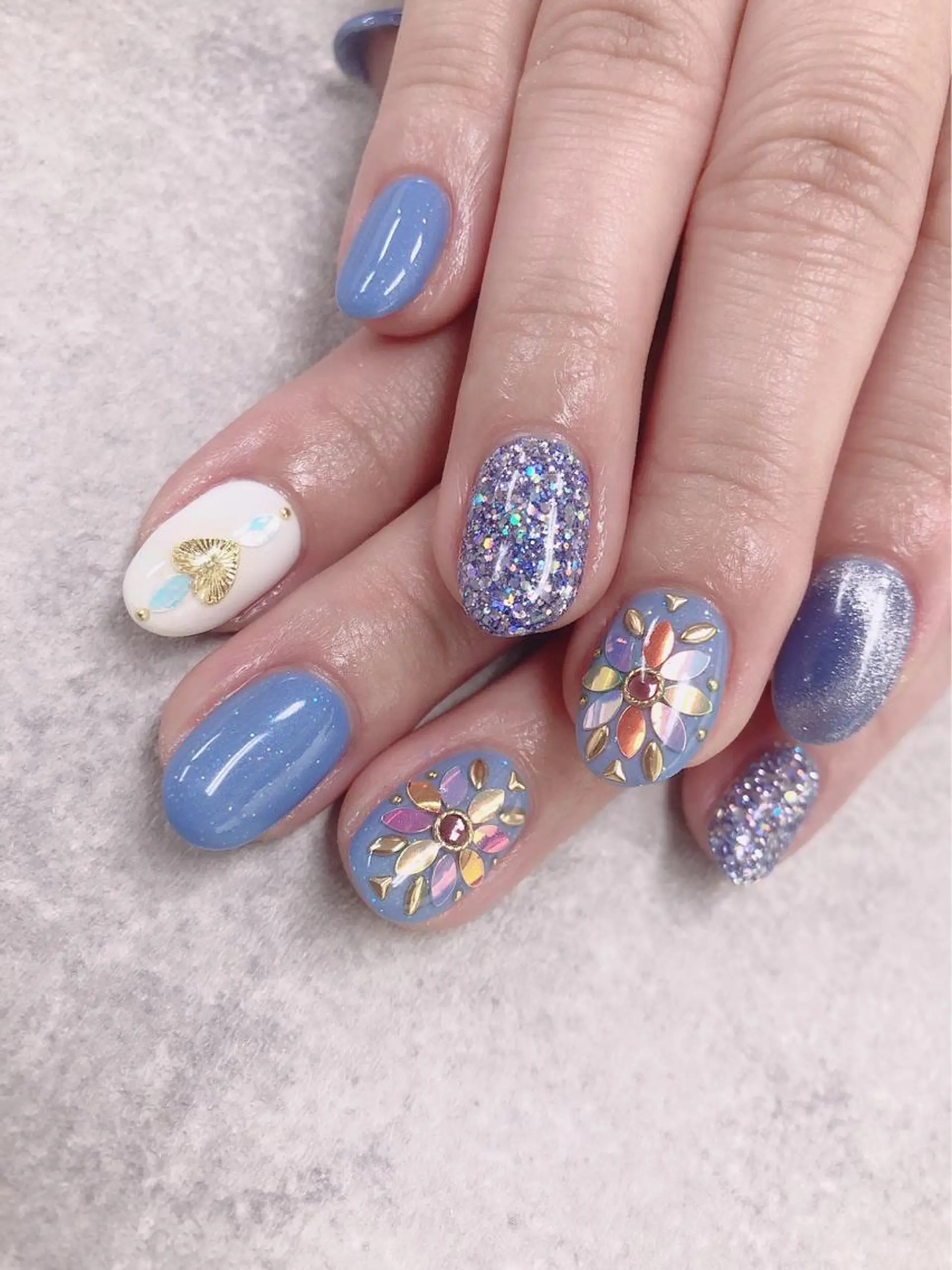 ネイル ブルー ホログラムネイル ハンドネイル ハンドケア FASTNAIL PLUS 新宿店のネイルデザイン