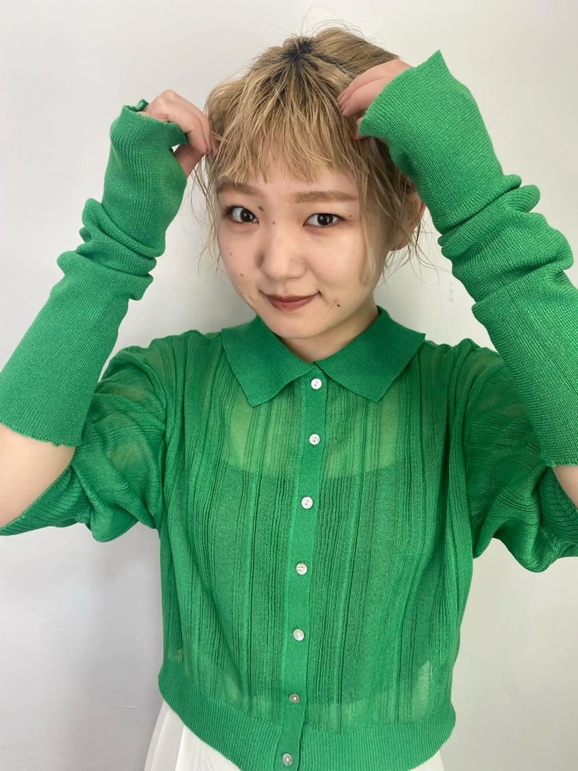 ミディアム カラー ヘアアレンジ デザインカラー ダブルカラー ハイトーンカラー ボブ レイヤーカット×髪質 改善🇰🇷シオリのヘアスタイル