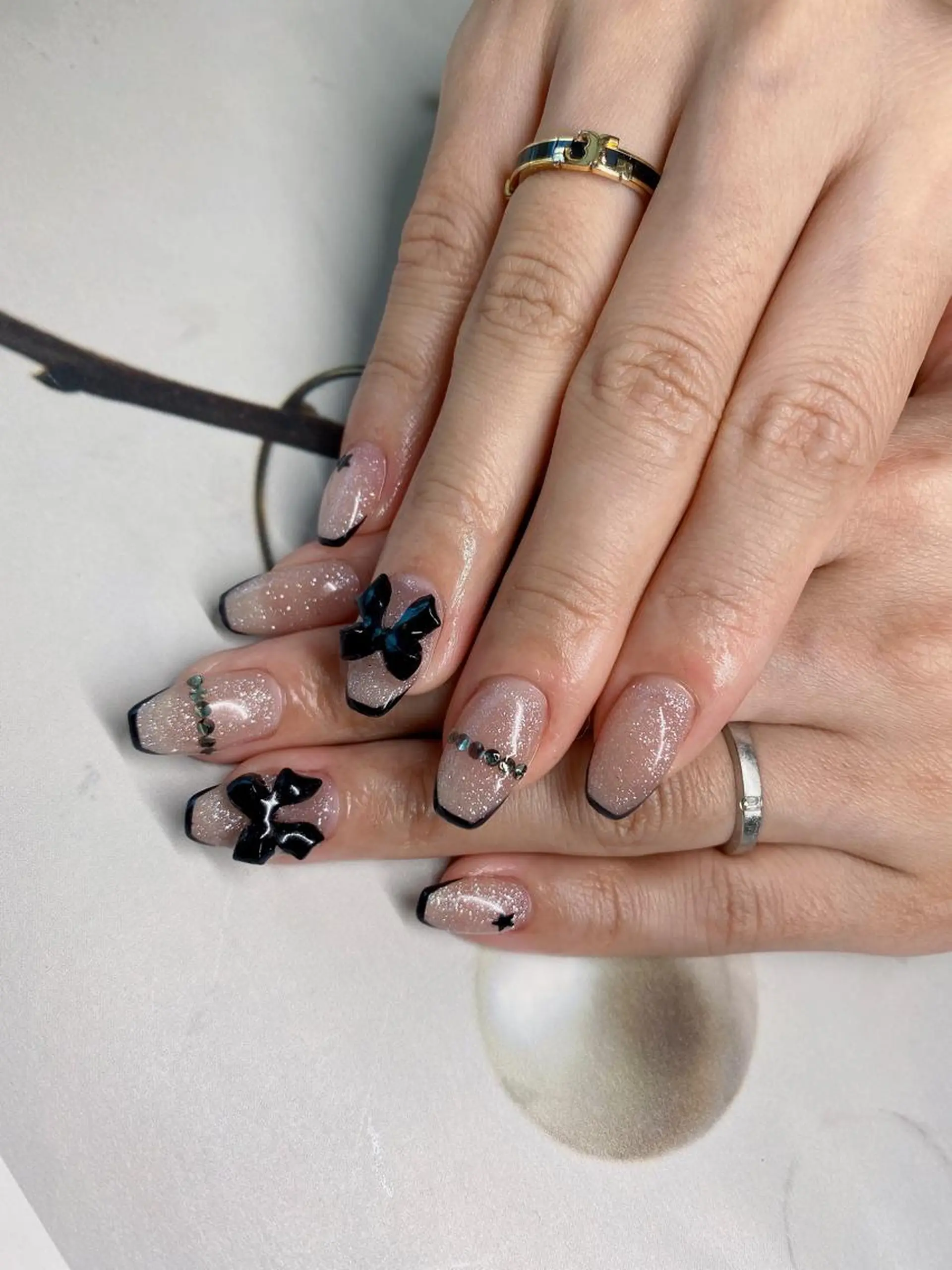 セミロング ハンドネイル NAILSALON 🍔Timna🍟のネイルデザイン