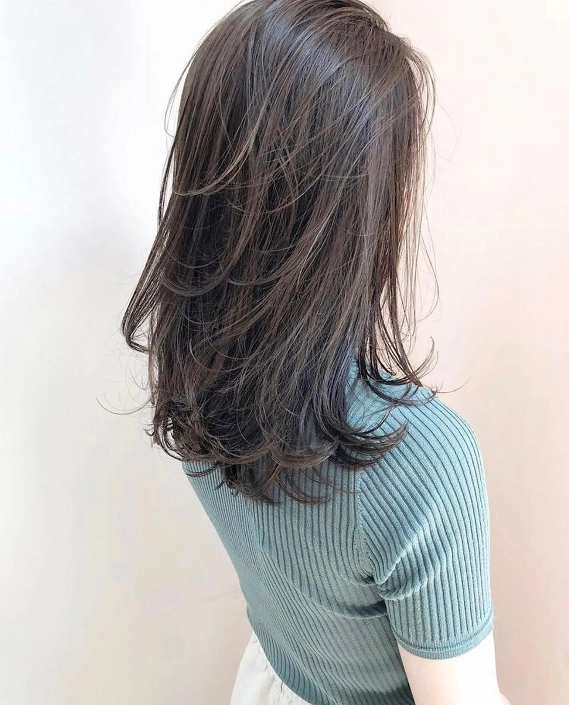 セミロング カラー HATSUMEI ゆうまのヘアスタイル