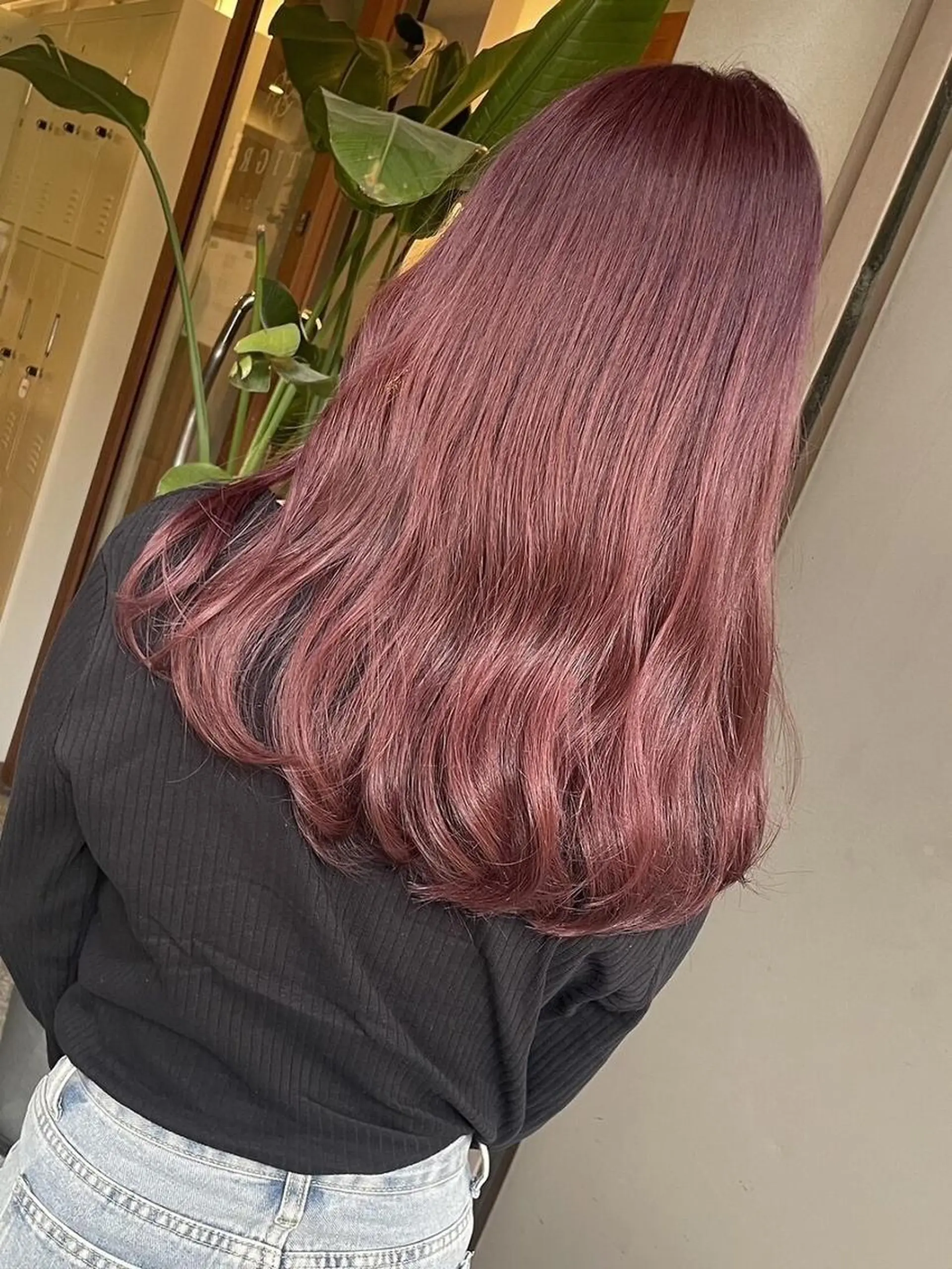 ロング カラー ブリーチ ブラウンカラー ショコラブラウン ダブルカラー ブリーチなしカラー TIGRE kamitoriのヘアスタイル