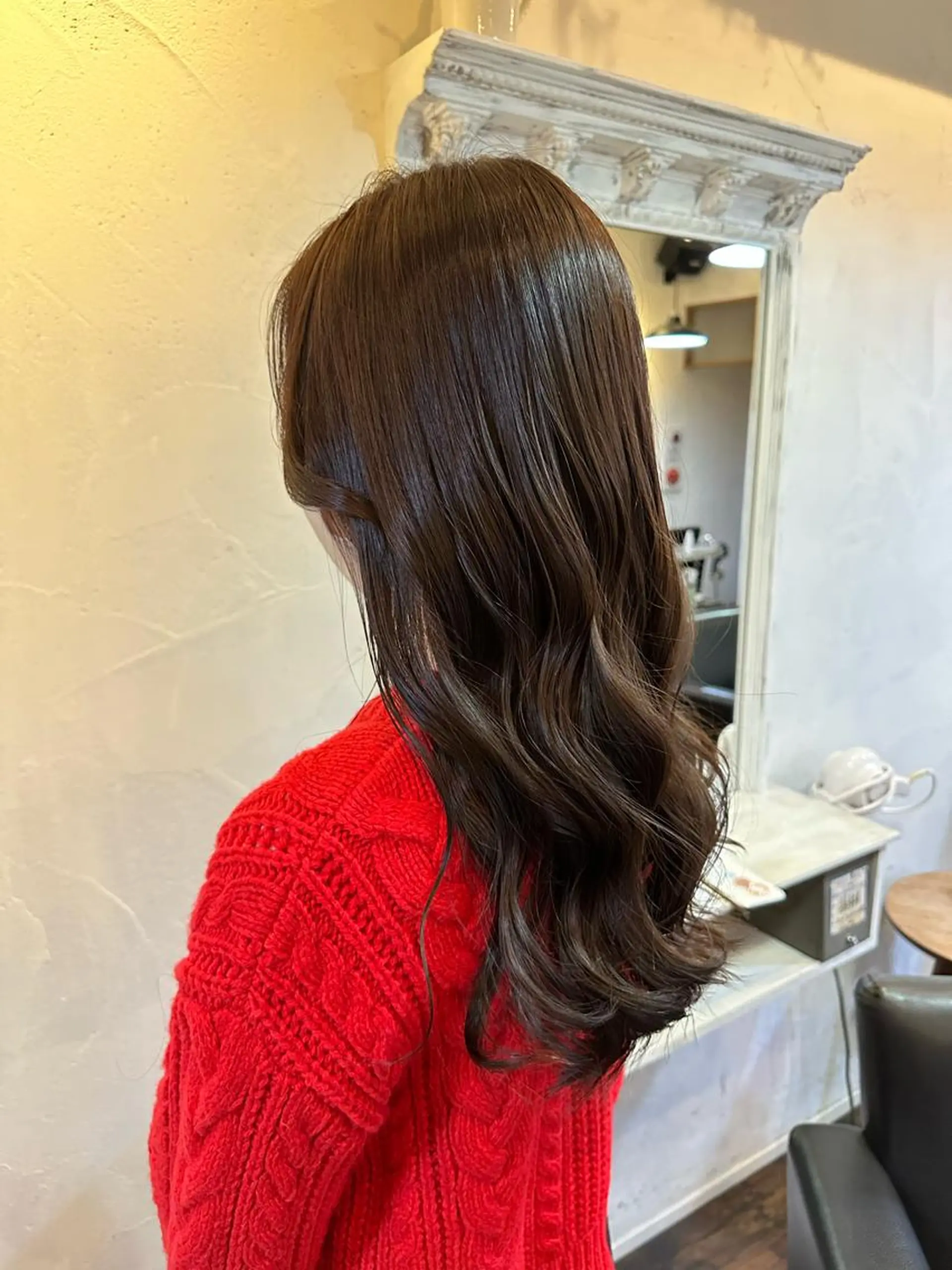 ロング カラー Babylone 飯尾 香音のヘアスタイル