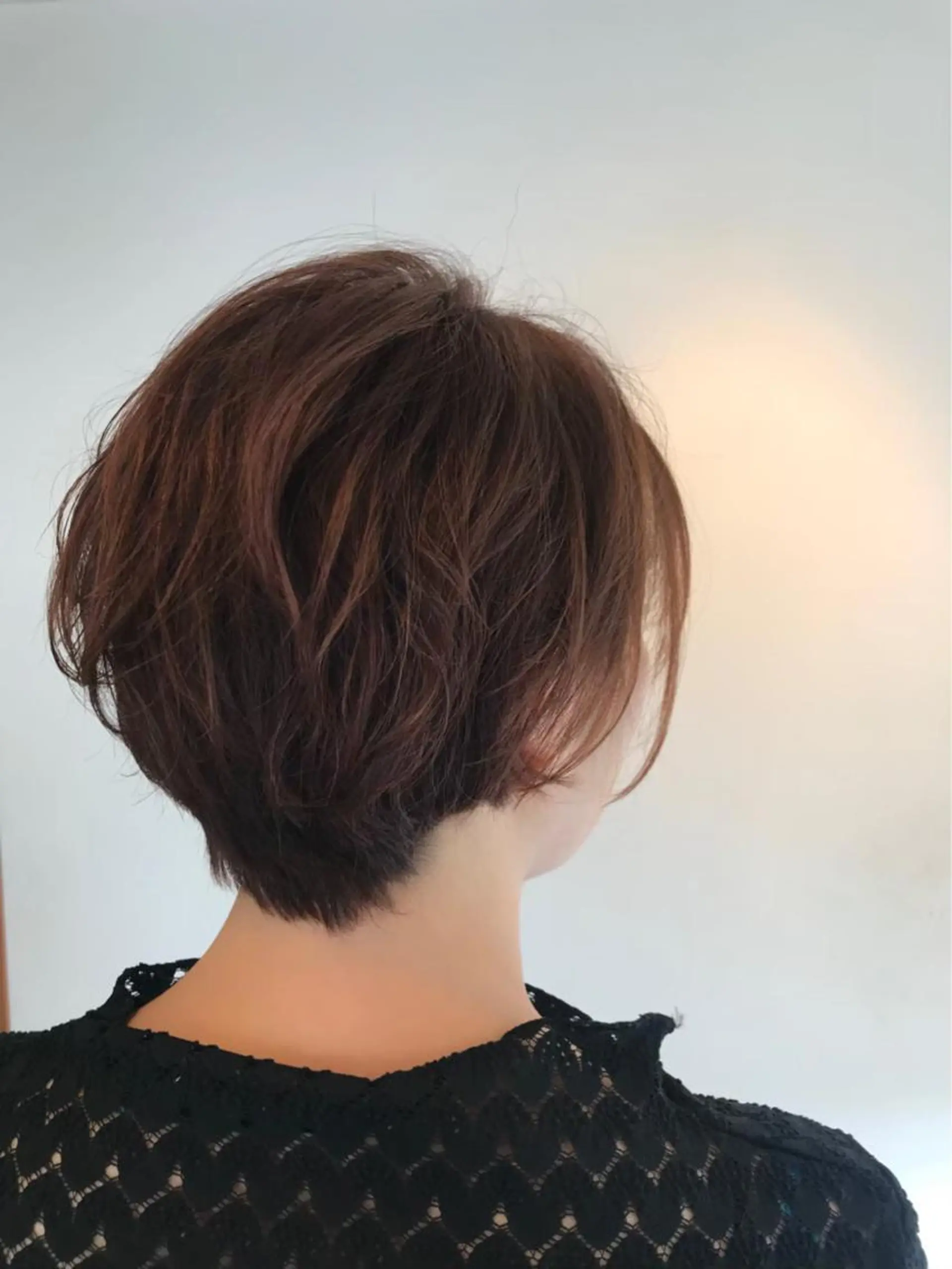 ショート カラー パーマ 小川 美香のヘアスタイル