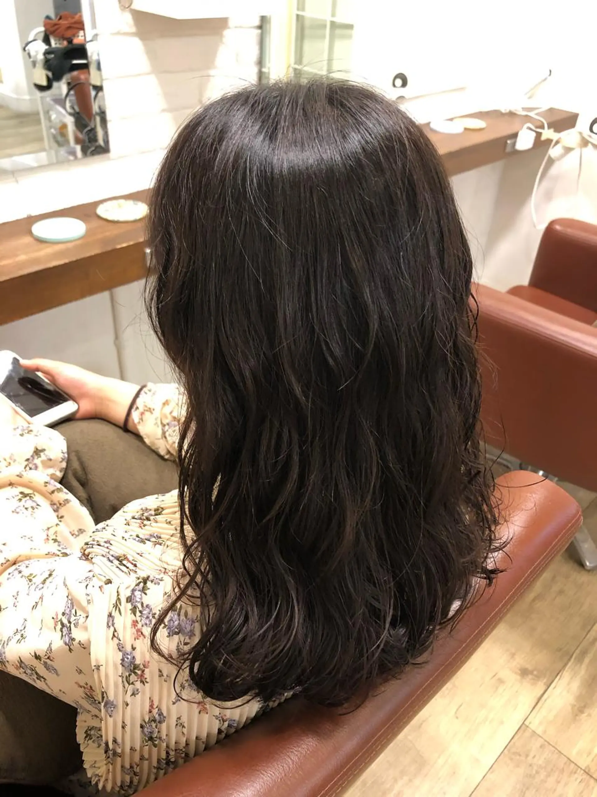 セミロング パーマ 西村 有紗のヘアスタイル