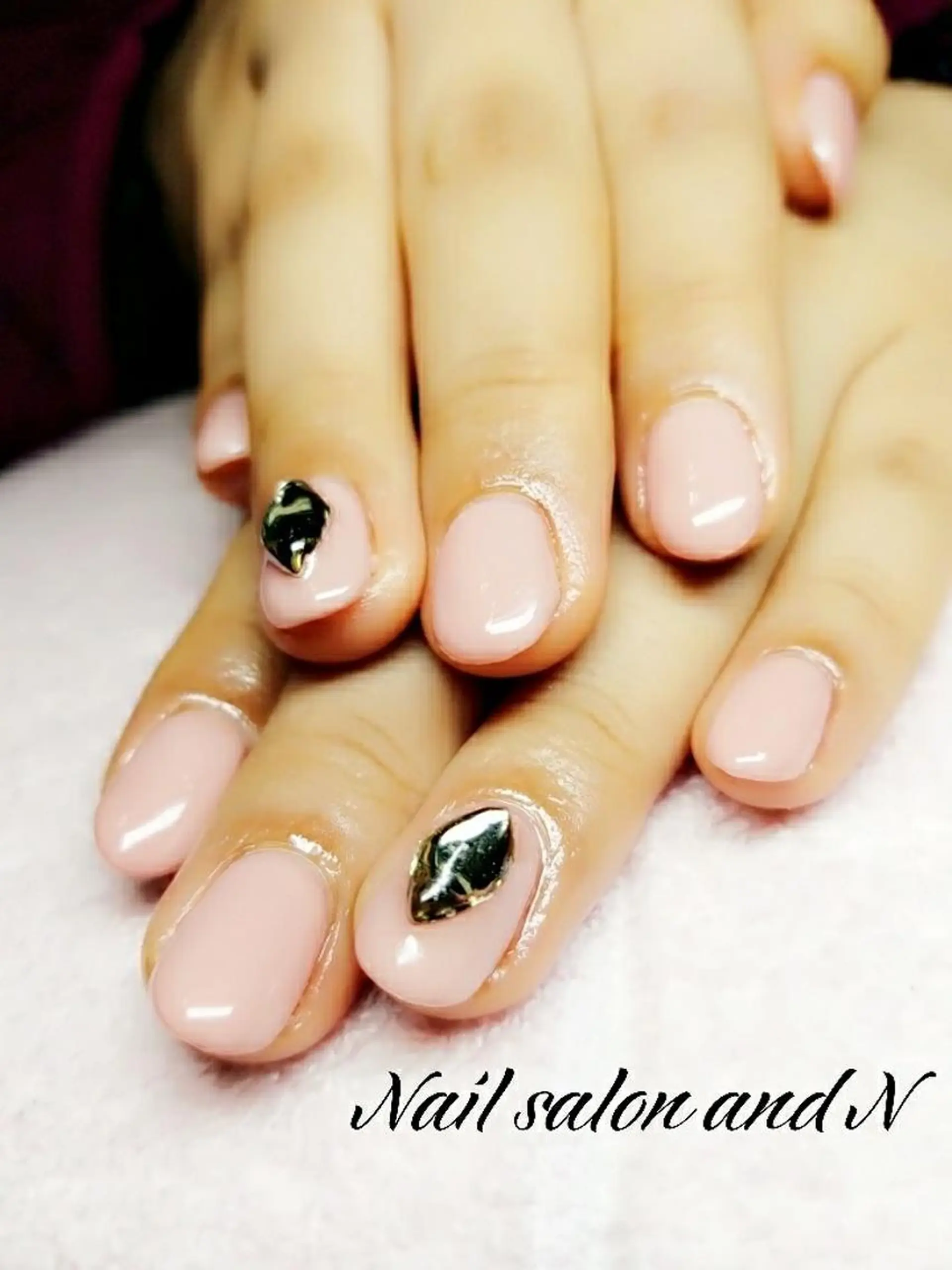 ネイル ワンカラーネイル and Nのネイルデザイン