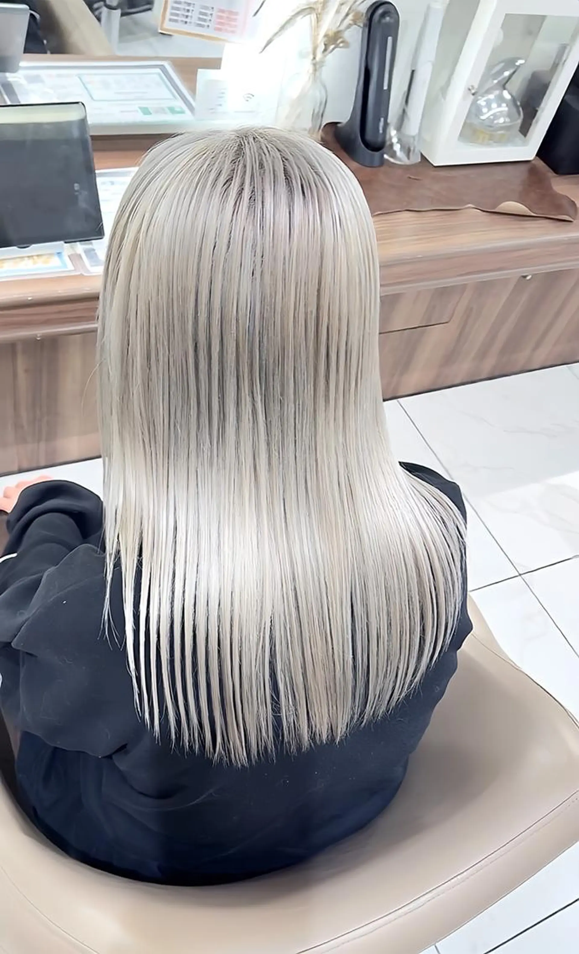 カラー セミロング ブリーチ 髪質改善 ヘアカラー 渡邊楓果／髪質改善 ブリーチ/カラーのヘアスタイル