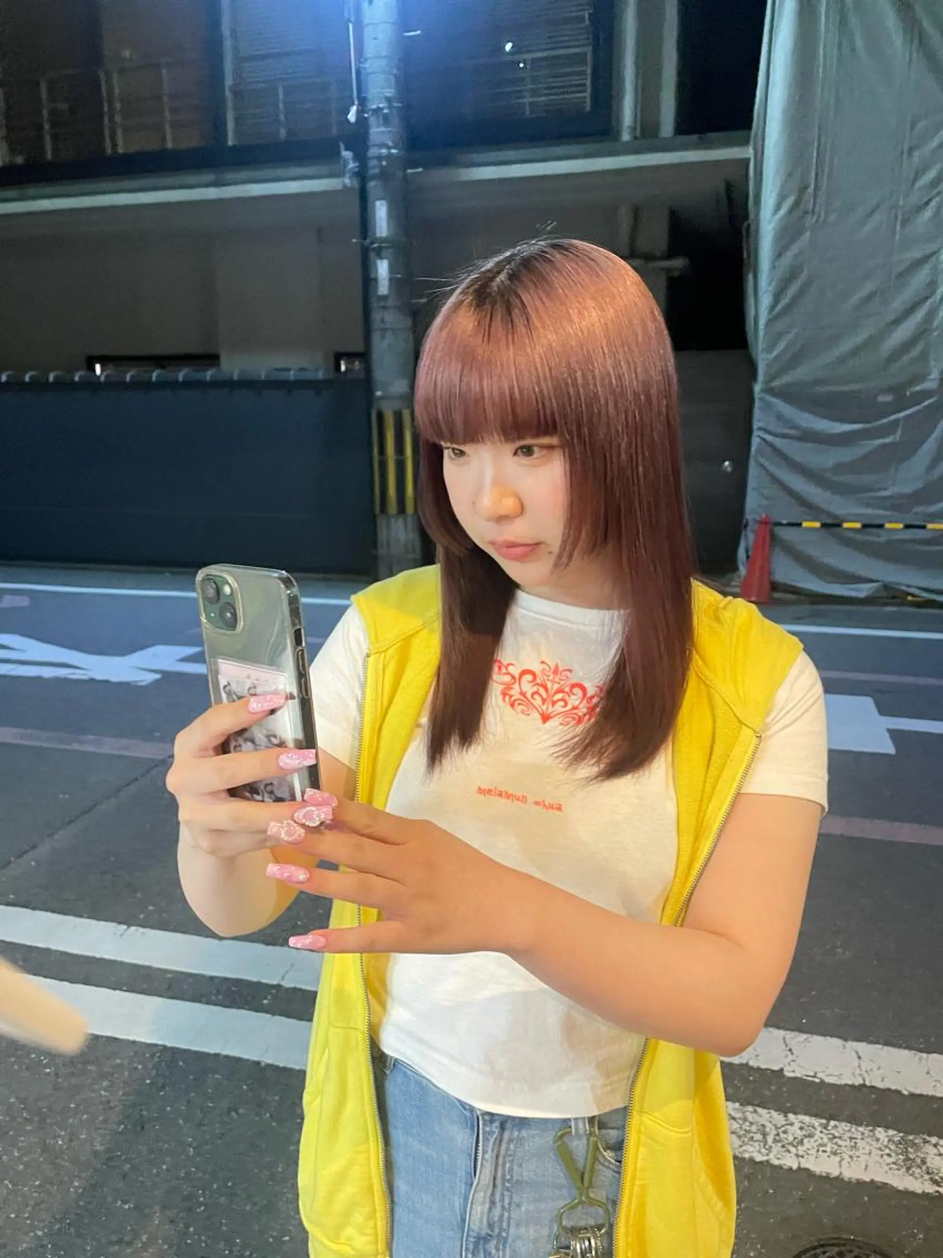 セミロング カラー マツダ レンのヘアスタイル