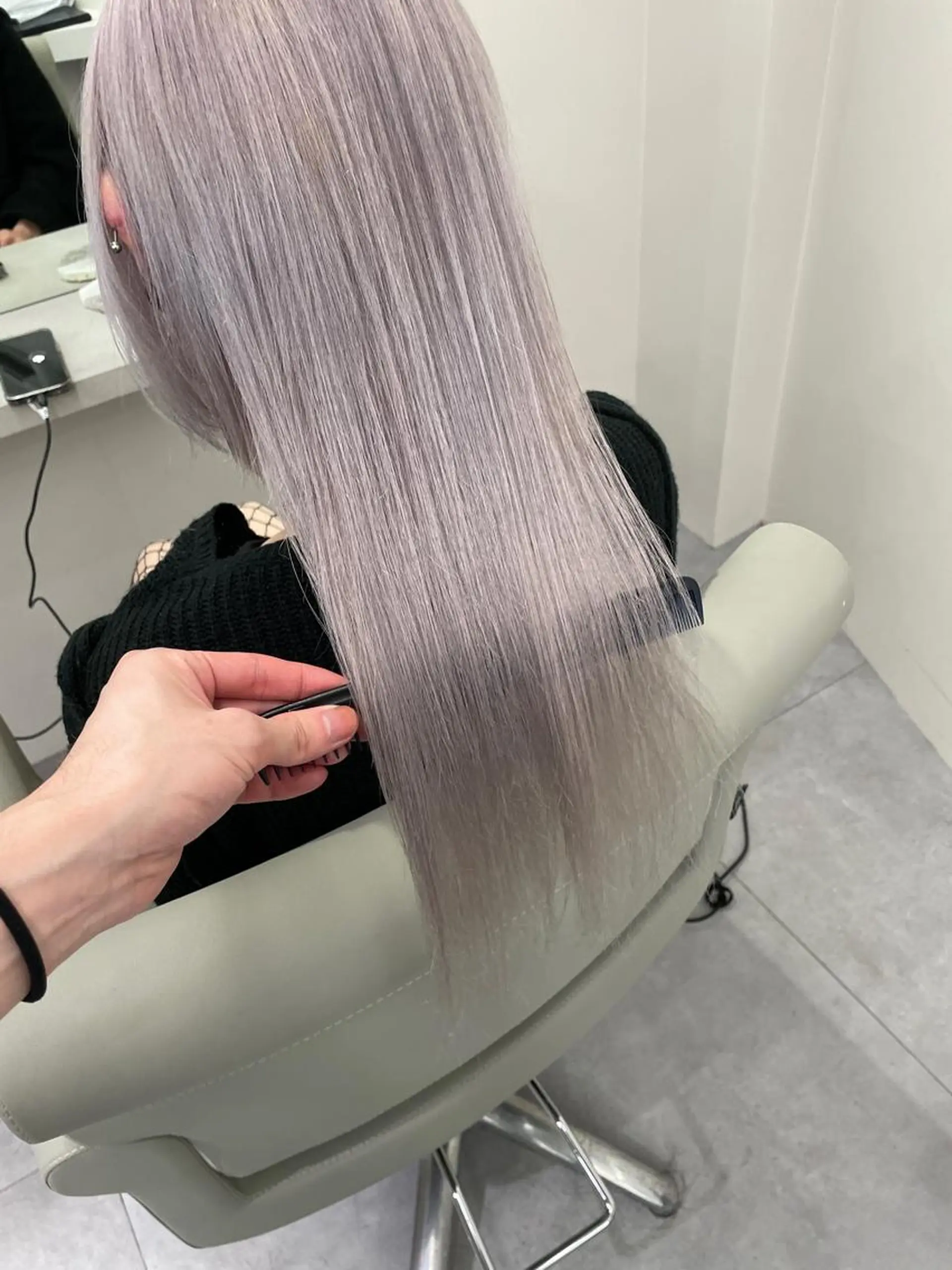 ロング カラー 切りっぱなしボブ レイヤー/縮毛矯正のヘアスタイル