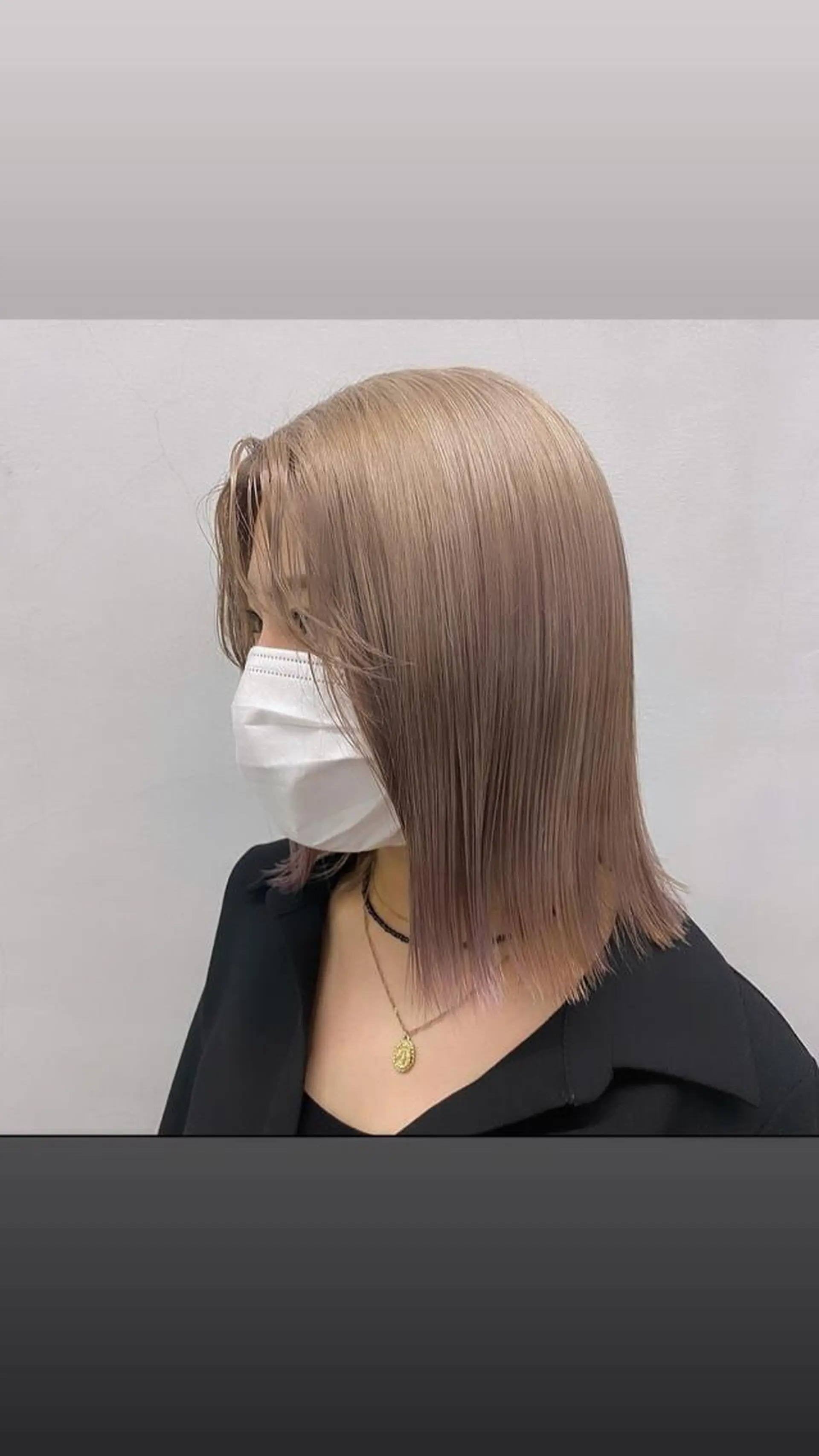 セミロング カラー ベージュカラー ミルクティーベージュ ハイトーン/透け感 カラー🎀真香のヘアスタイル