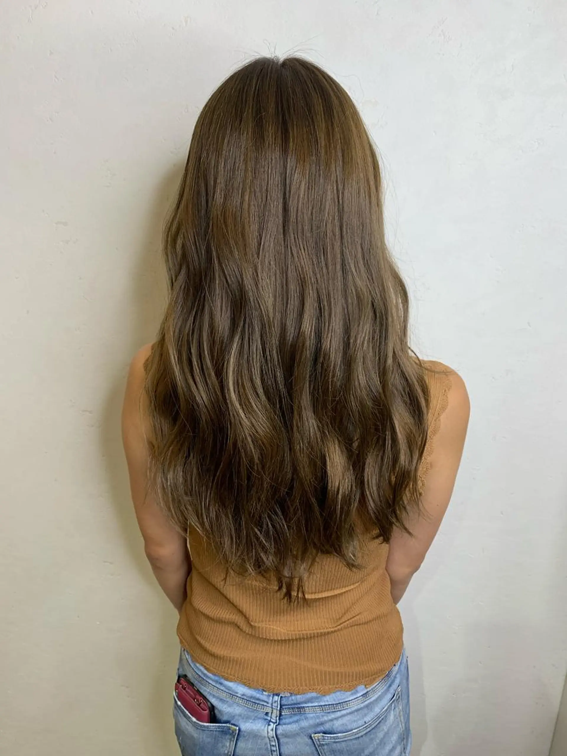 ロング カラー ブリーチ ケアブリーチ ダブルカラー ハイライトカラー イルミナカラー オリーブカラー 特化　　kaiのヘアスタイル