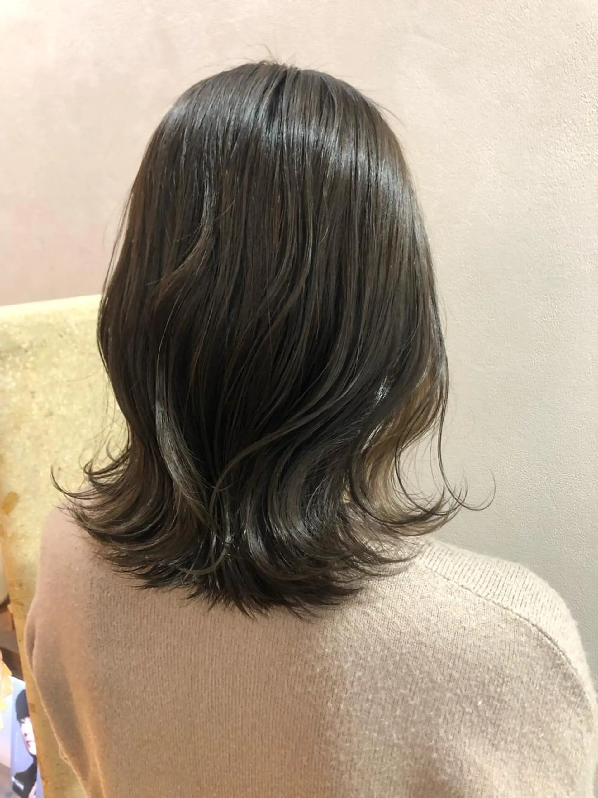 ミディアム カラー ヘアアレンジ 透明感カラー グレージュ レイヤーカット 髪質改善/ ツヤ髪カラー/高井のヘアスタイル