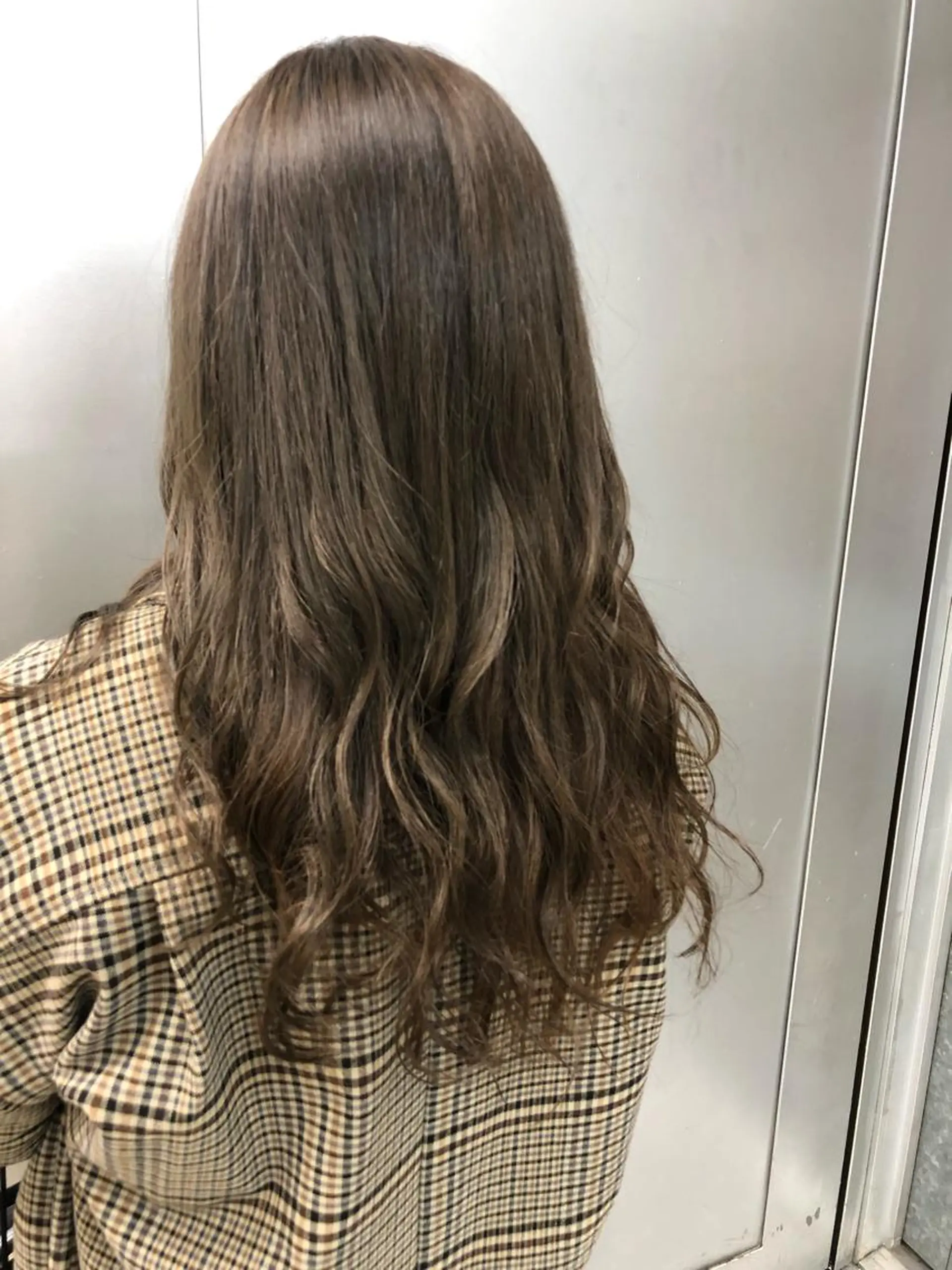 ロング ZAZA ASAMIのヘアスタイル