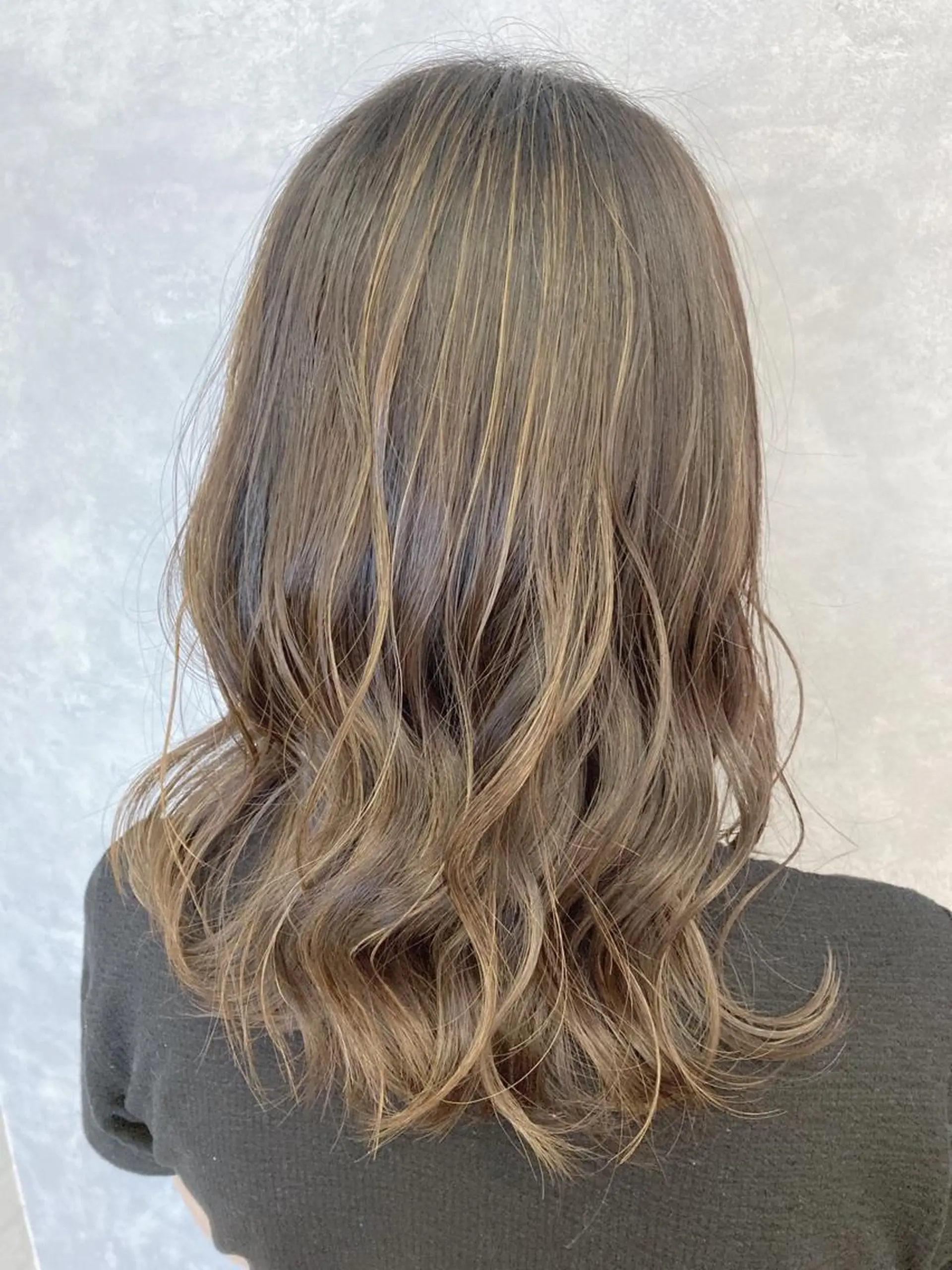 セミロング カラー ヘアカラー トリートメント 五月女 隼人のヘアスタイル