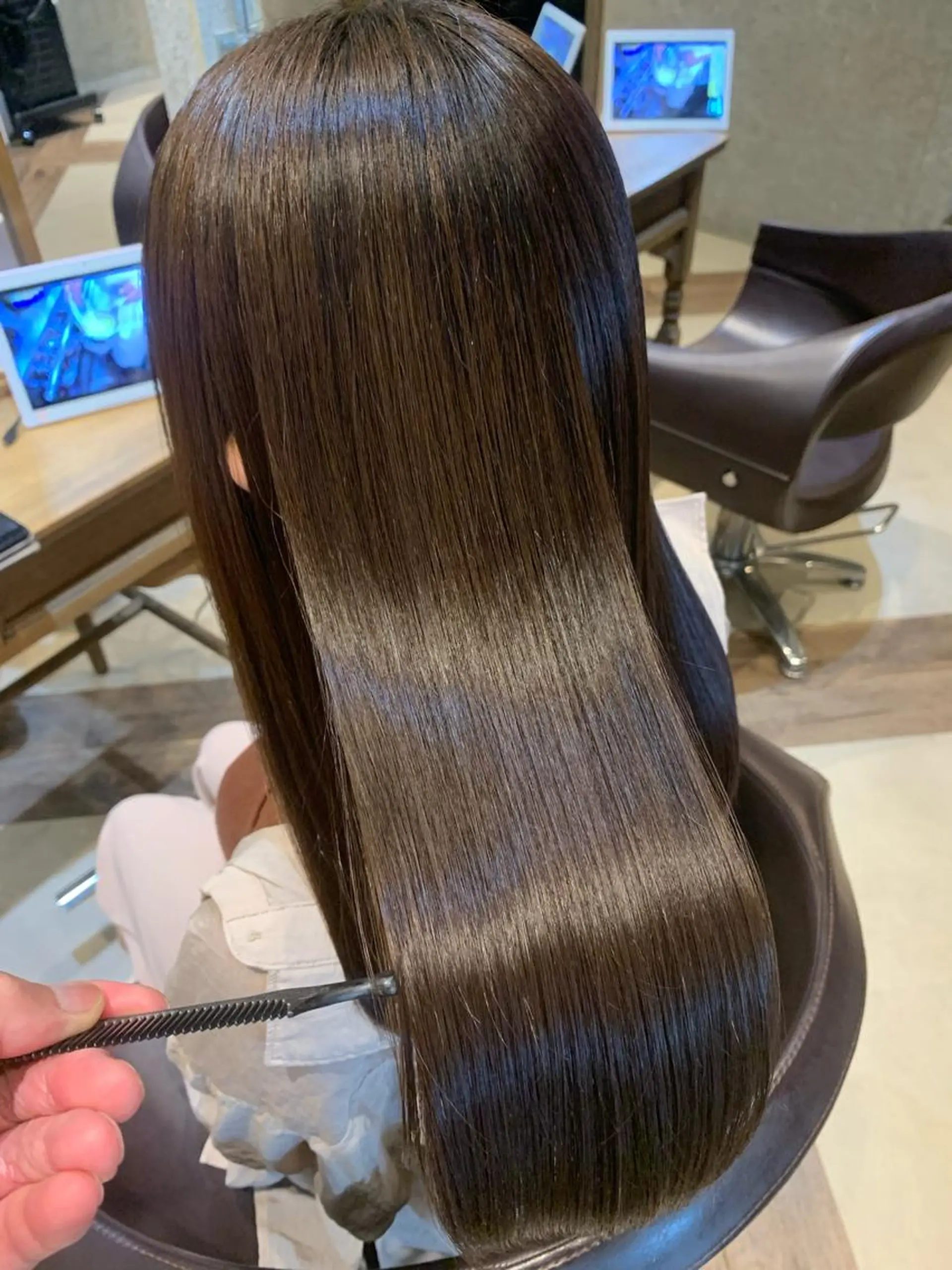 セミロング パーマ 髪質改善 トリートメント 酸性ストレート ストレートパーマ 🌟髪質改善/透明感 🌟代表RYOのヘアスタイル