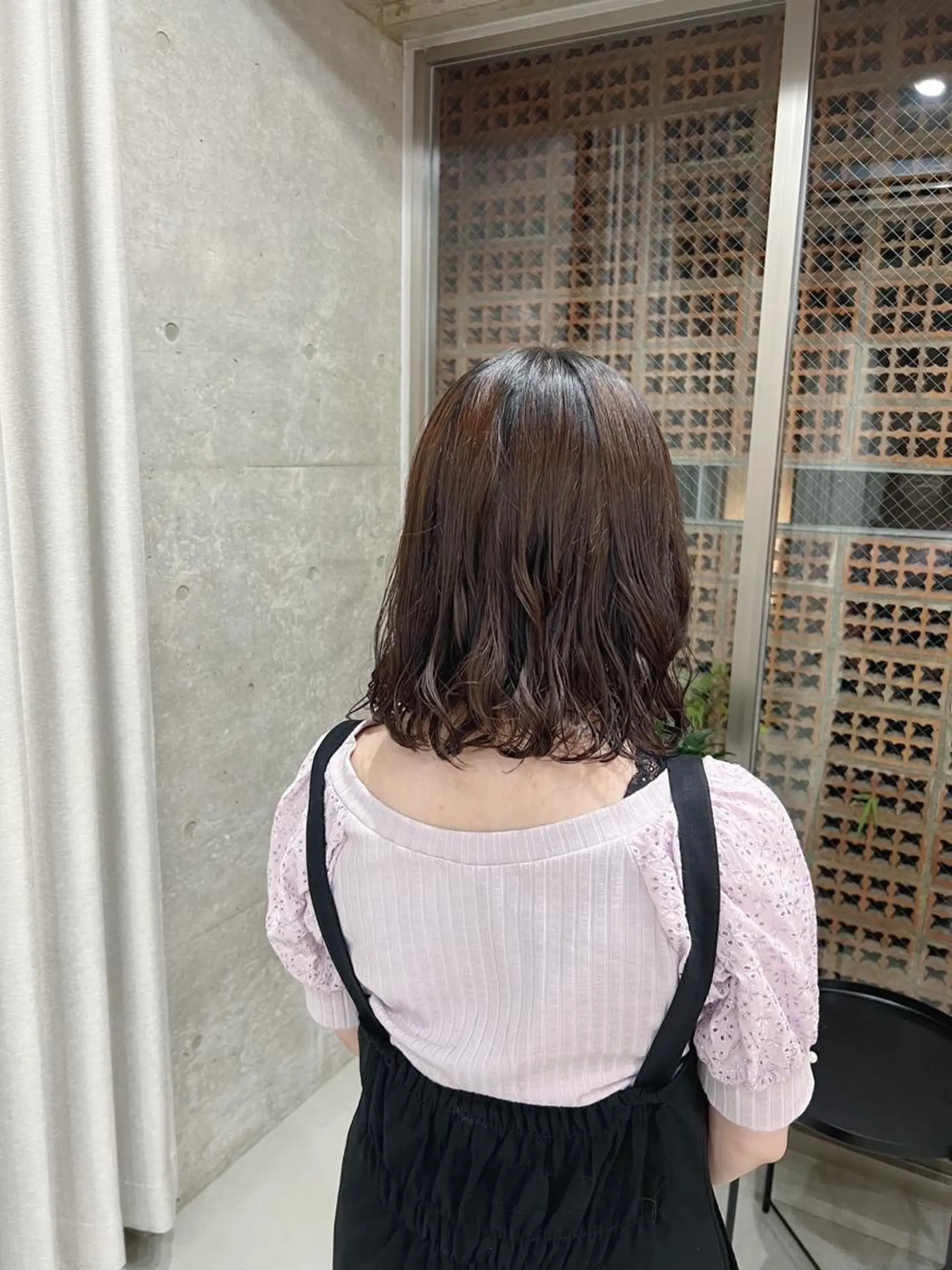 ミディアム カラー パーマ ボブパーマコテ巻き風 パーマNo1深江秀平のヘアスタイル