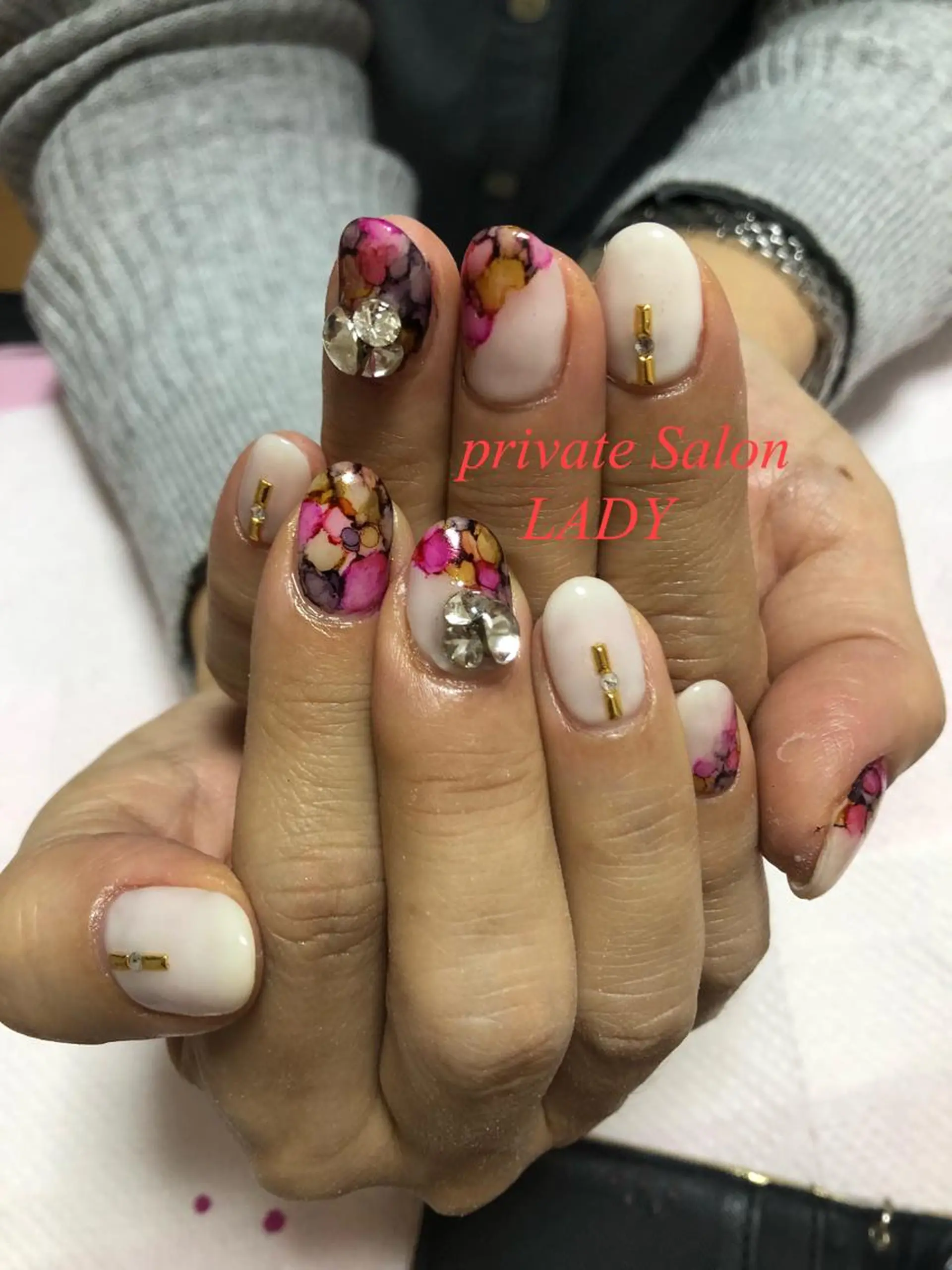 ネイル ハンドネイル 桜田 麻菜のネイルデザイン