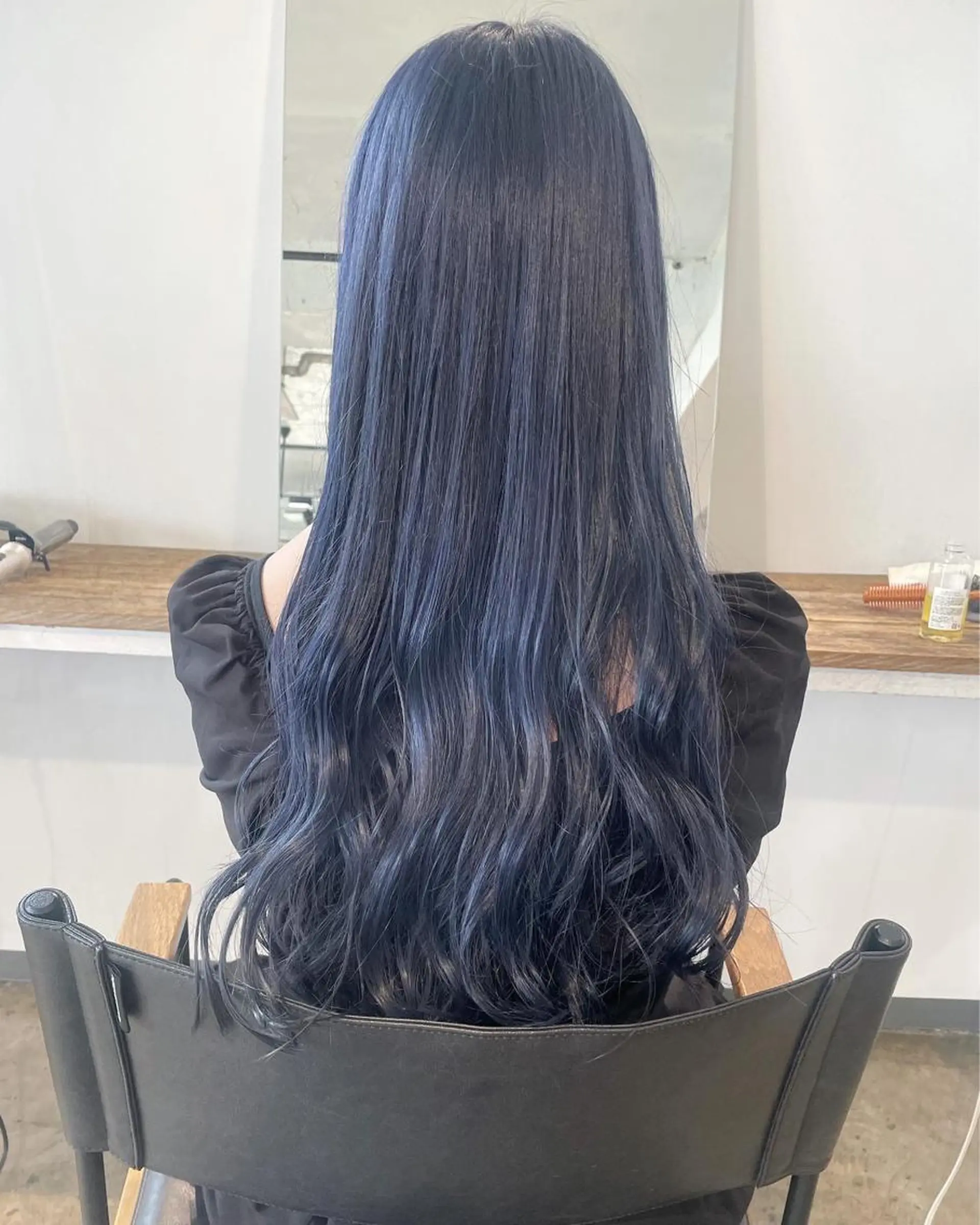 ロング カラー ネイビーカラー カット ヘアカラー トリートメント ハイトーン/レイヤー /ケアブリーチ石川治のヘアスタイル