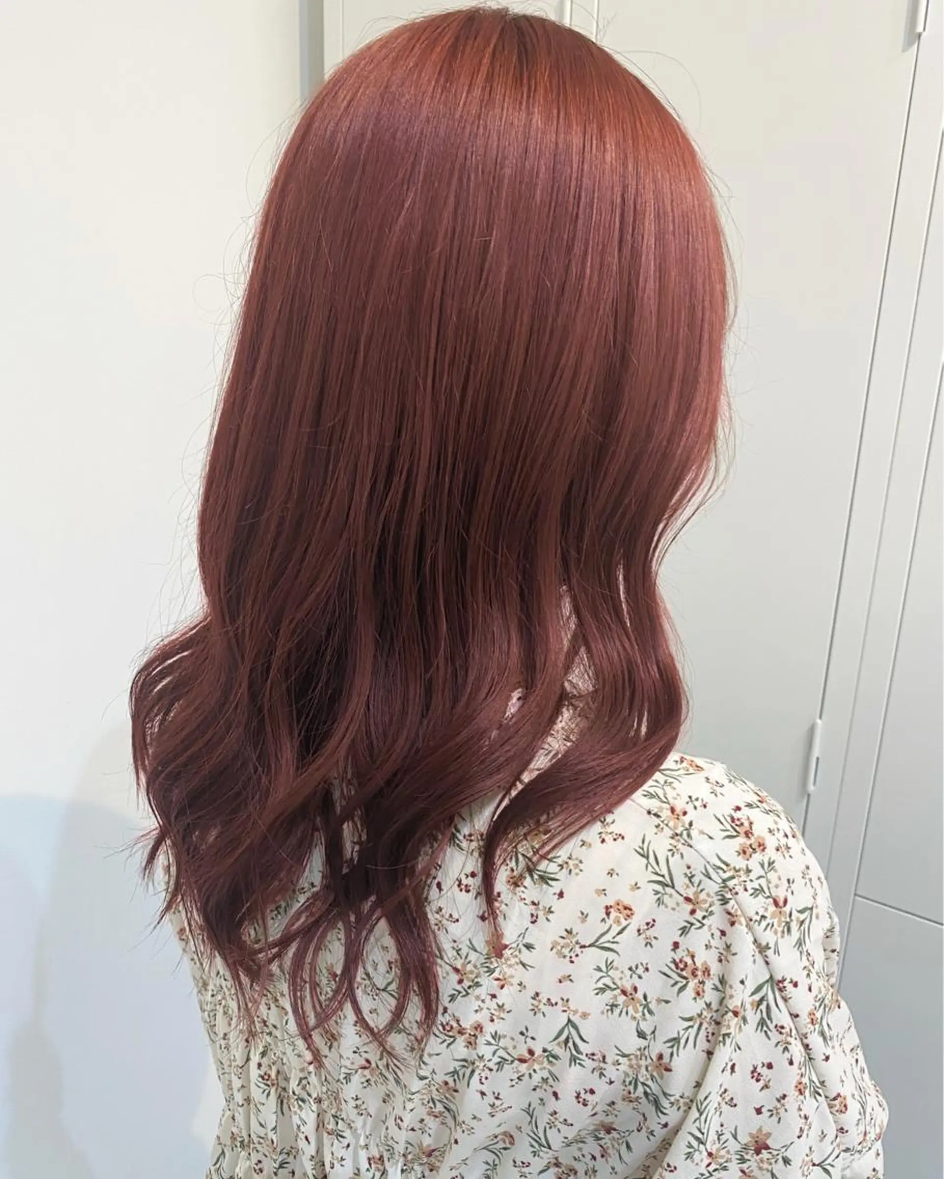 セミロング カラー ブラウンカラー ピンクカラー ピンクブラウン カット ヘアカラー トリートメント 🎀暖色カラー🎀 おかだみほのヘアスタイル