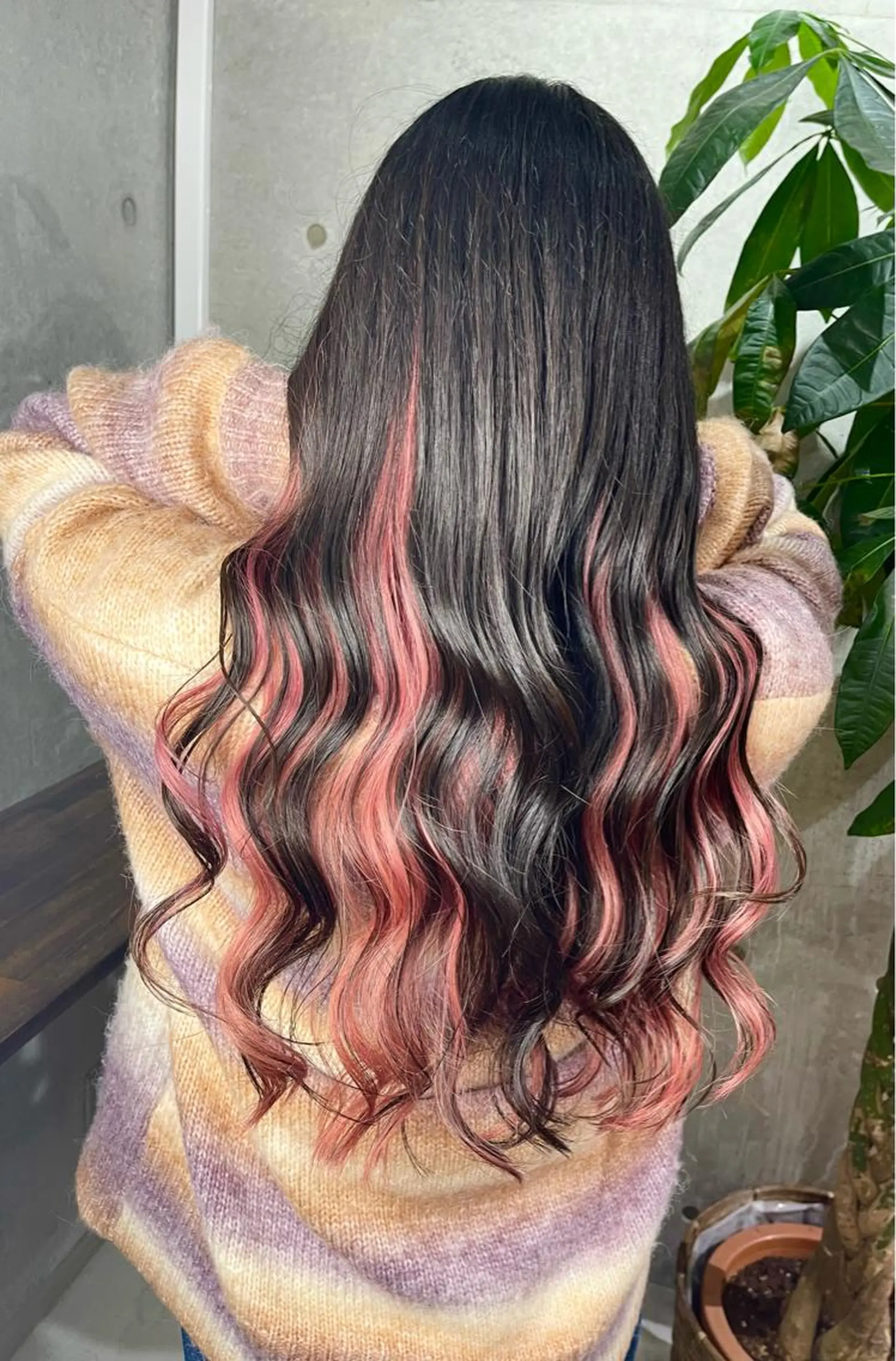カラー ピンクカラー ヘアカラー 名古屋のピンク好き かずくん🦩のヘアスタイル
