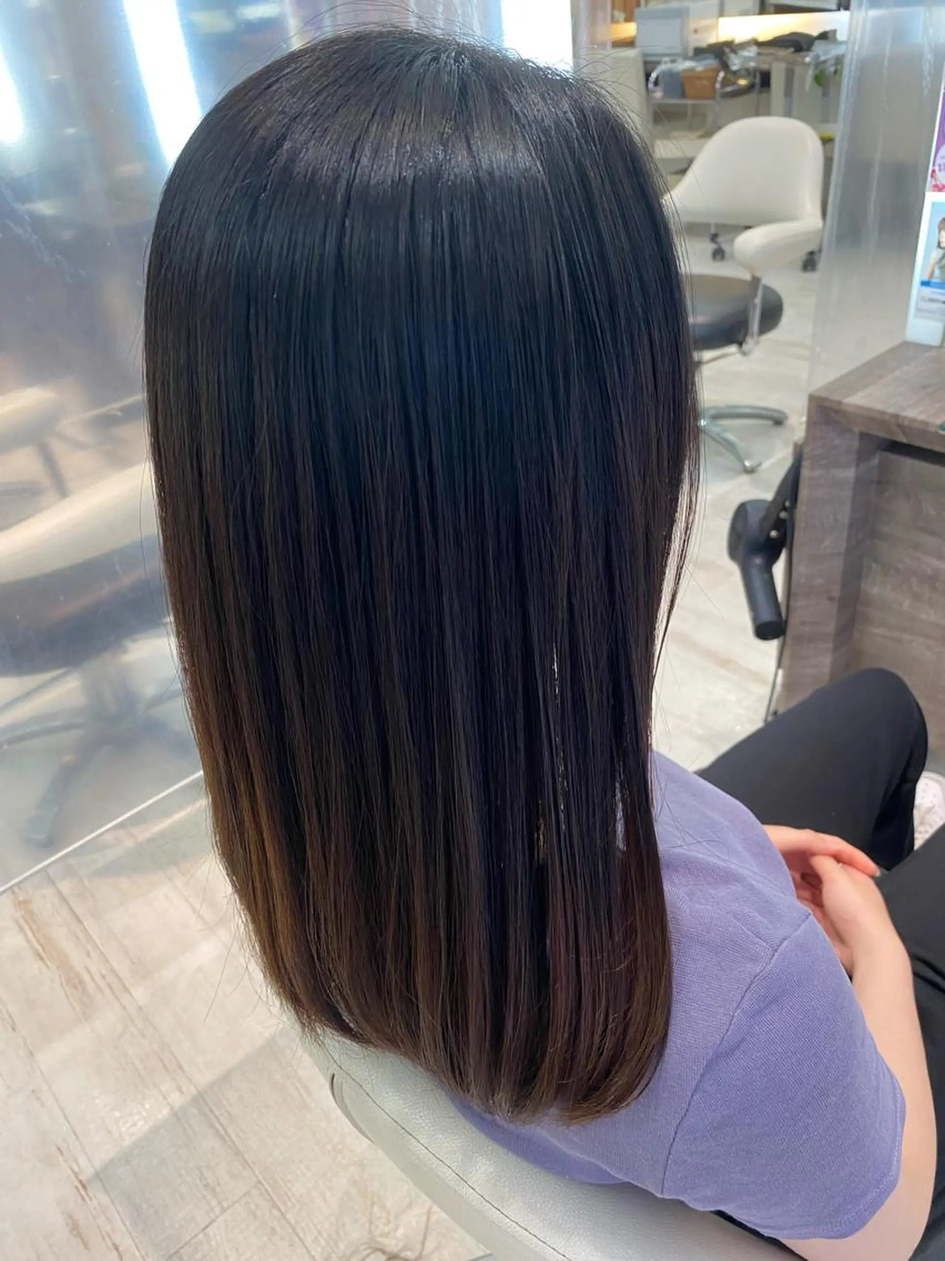 ロング パーマ 小顔レイヤー/ ベージュ🤍Rieのヘアスタイル