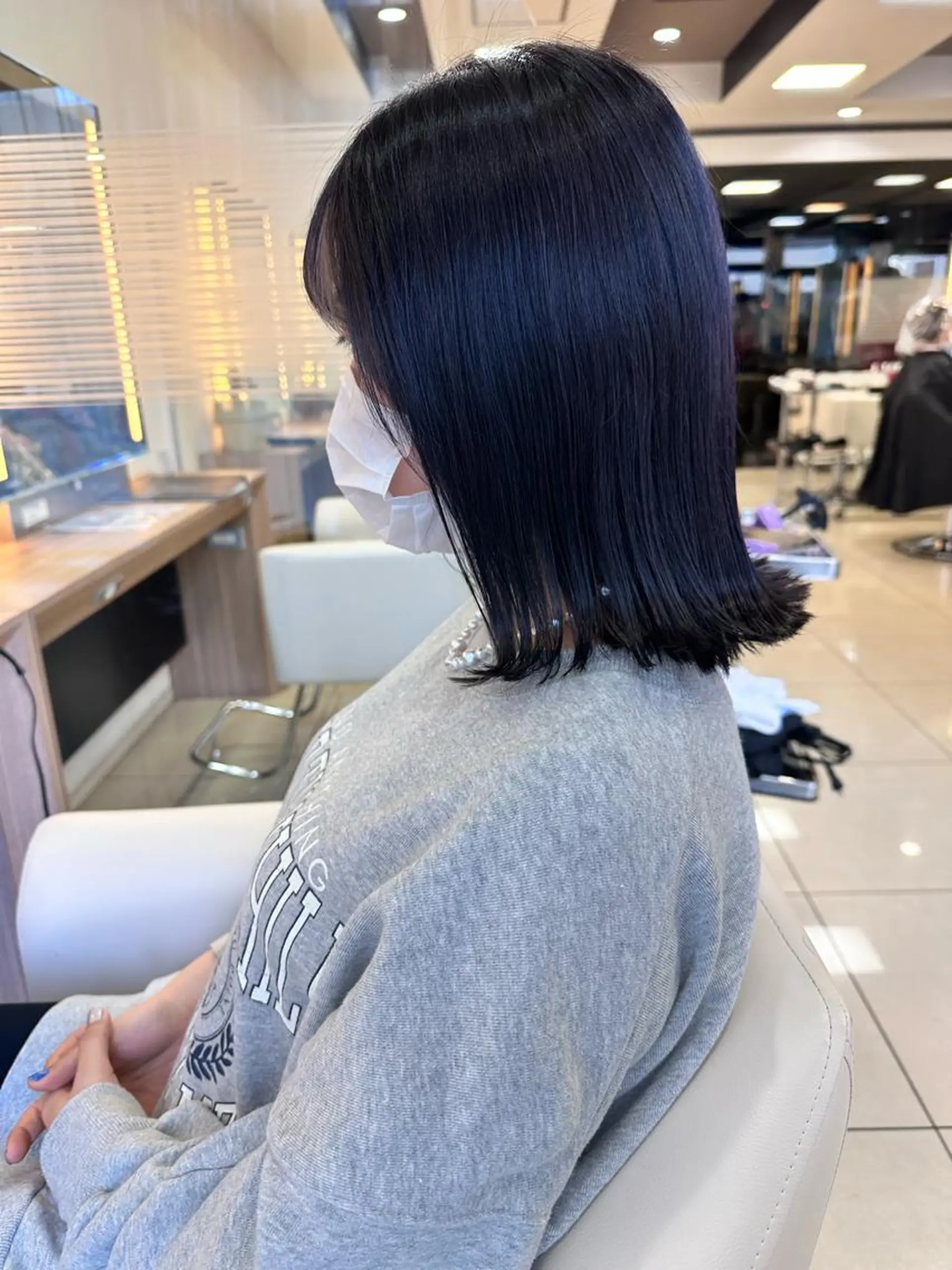 セミロング ブリーチカラー/ベー ジュ/Hono🦖のヘアスタイル