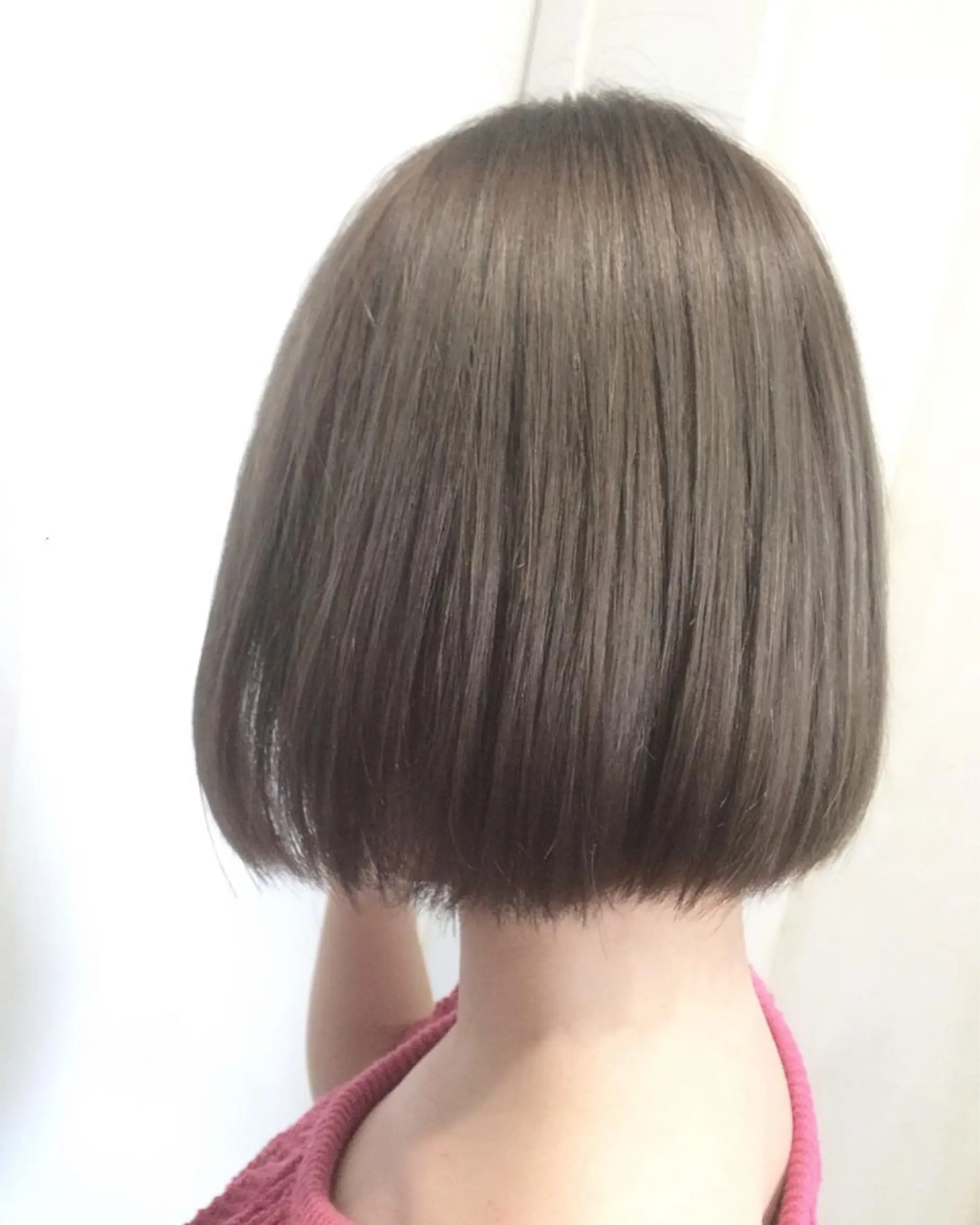 ショート カラー パーマ ヘアアレンジ グレージュ イルミナカラー 新宿No.1美髪師 taka髪質改善のヘアスタイル