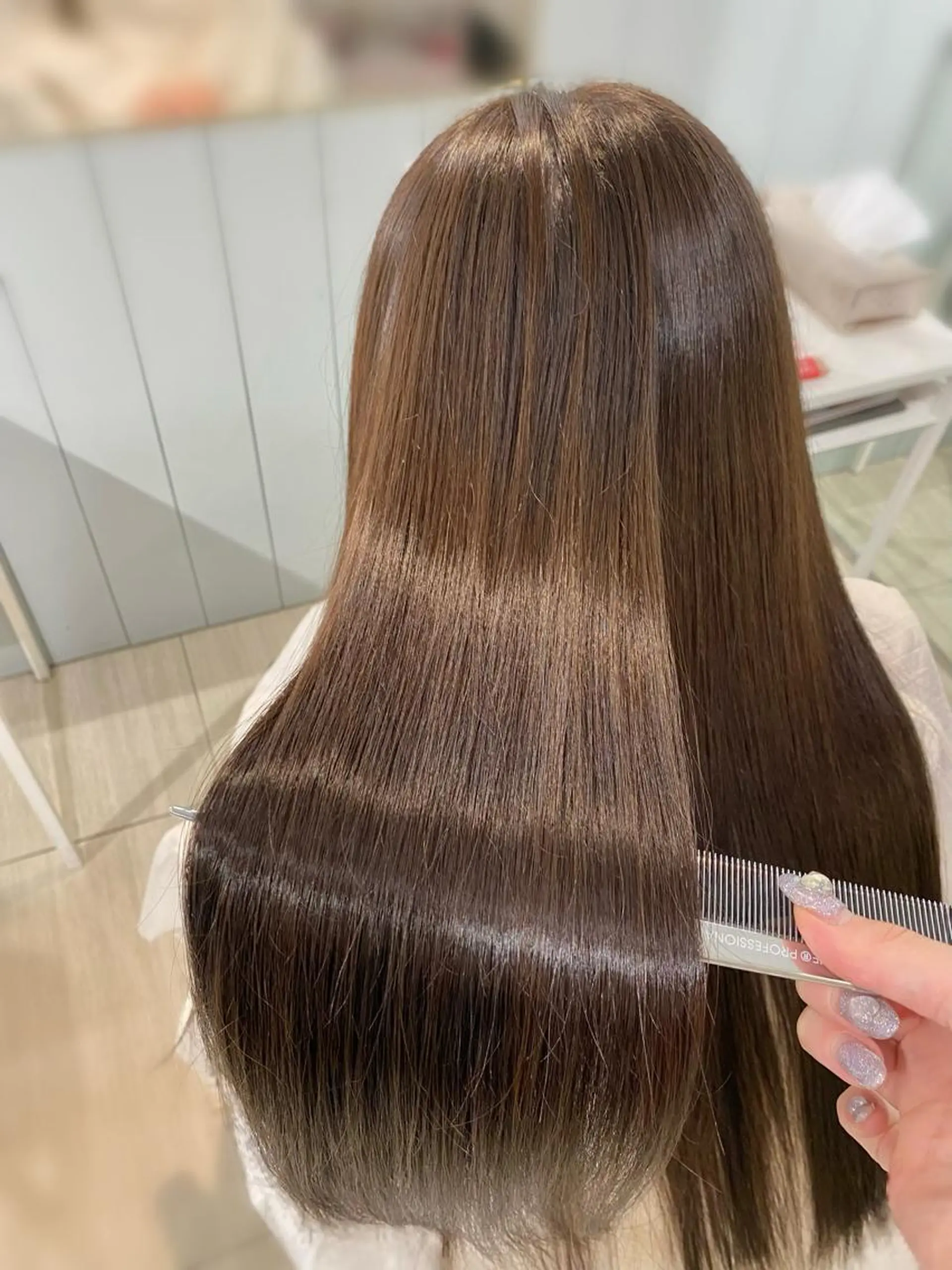 ロング パーマ 髪質改善 縮毛矯正 トリートメント 酸性ストレート 酸熱トリートメント 縮毛矯正 トリートメント 韓国風レイヤーカット 💎髪質改善"yuiのヘアスタイル