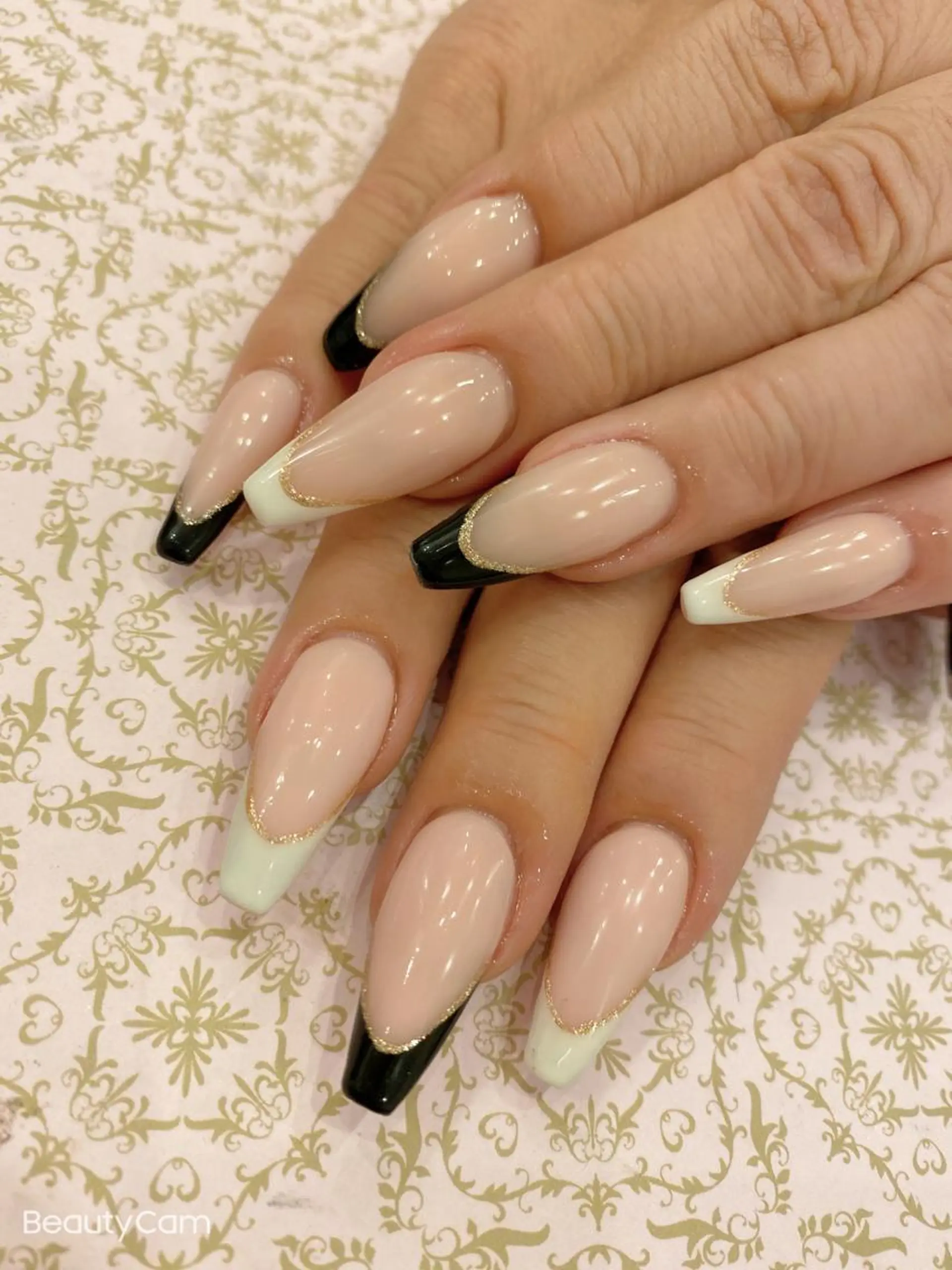 ネイル ハンドネイル Piacere 絵美のネイルデザイン